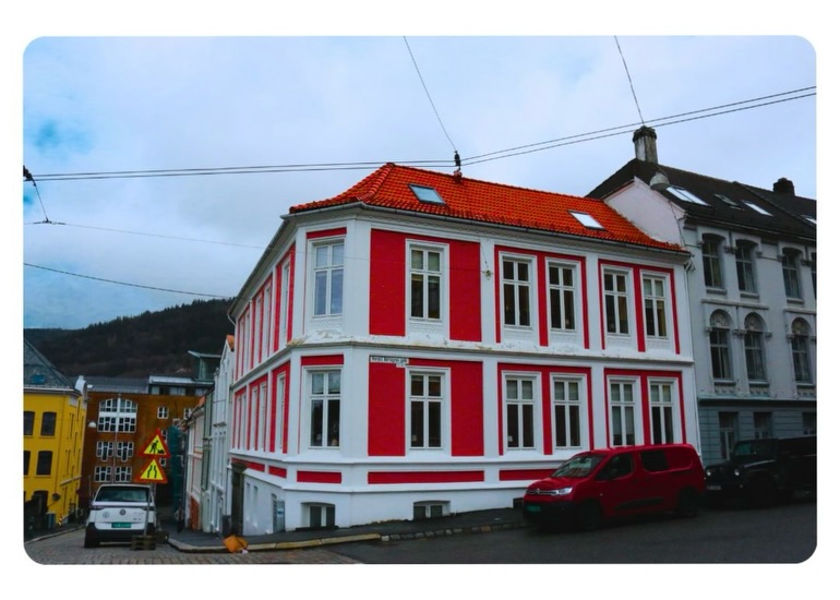 #arquitecturephotography #tourism #tourist #fypシ @ue_vestland
-photos taken by : @chriskremm