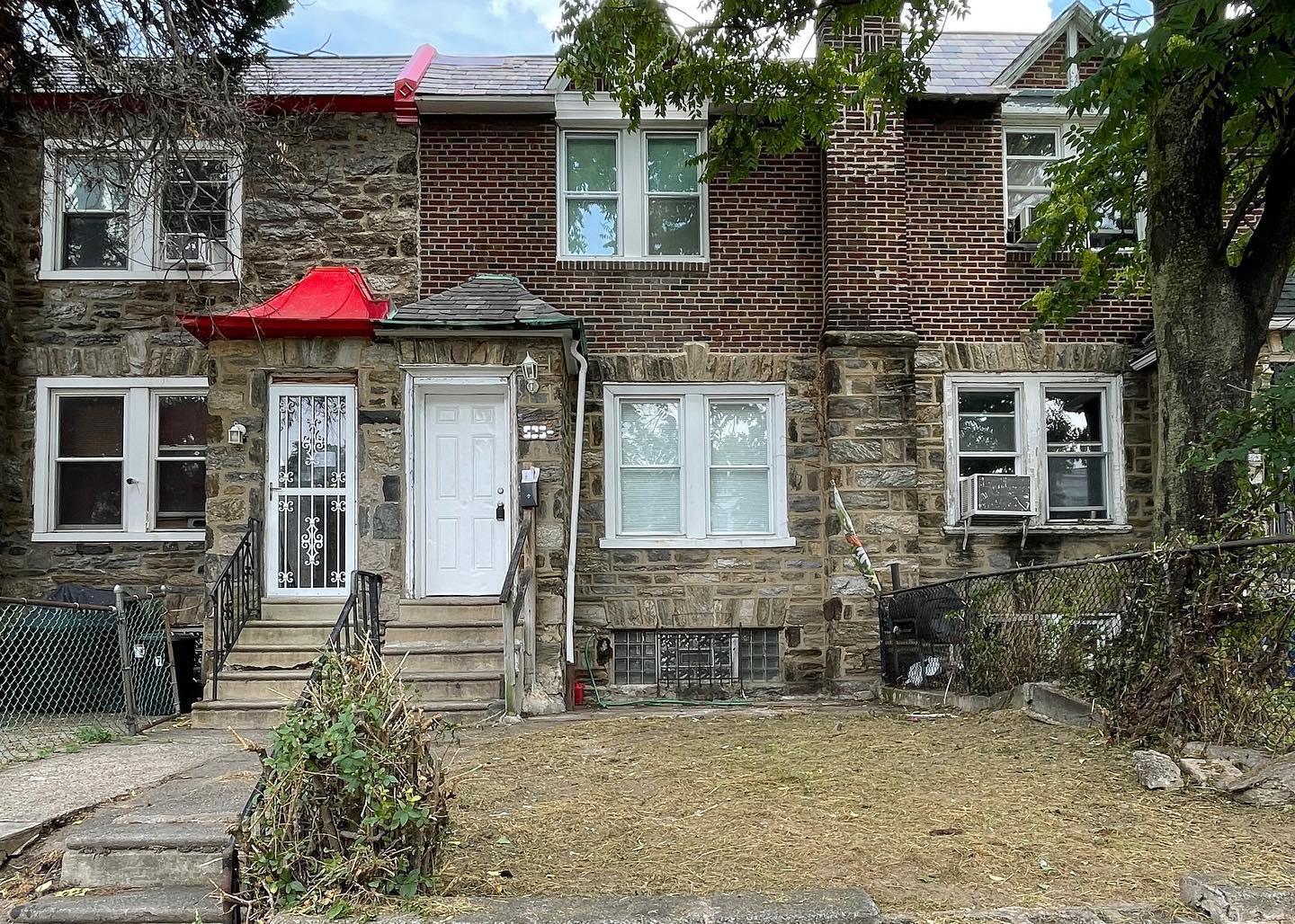 NEWLY UPDATED 3 BEDROOM 1 BATHROOM HOME FOR RENT ๐ MESSAGE US NOW TO BOOK A SHOWING ๐ - LOCATED IN OLNEY PHILADELPHIA.
APPLY BELOW ๐
https://nextdoormngt.appfolio.com/listings/detail/9ac5ffad-01b6-4757-9bc1-b9ef4c59f1fe
#philadelphia #philly #philadelphiarealestate #phillyagent #phillyinvestors #philadelphiainvestor #realestate #realestateagent #realestateinvesting #realestatetips #phillyphilly #phillysupportphilly
#northeast #northeastphilly #westphilly #weatphiladelphia #southphilly #southphiladelphia #eagles #sixers #76ers #olney #mayfair #philadelphiaairport #northernliberties #northphilly #northphiladelphia #manayunk #fairmountpark #nextdoormanagement