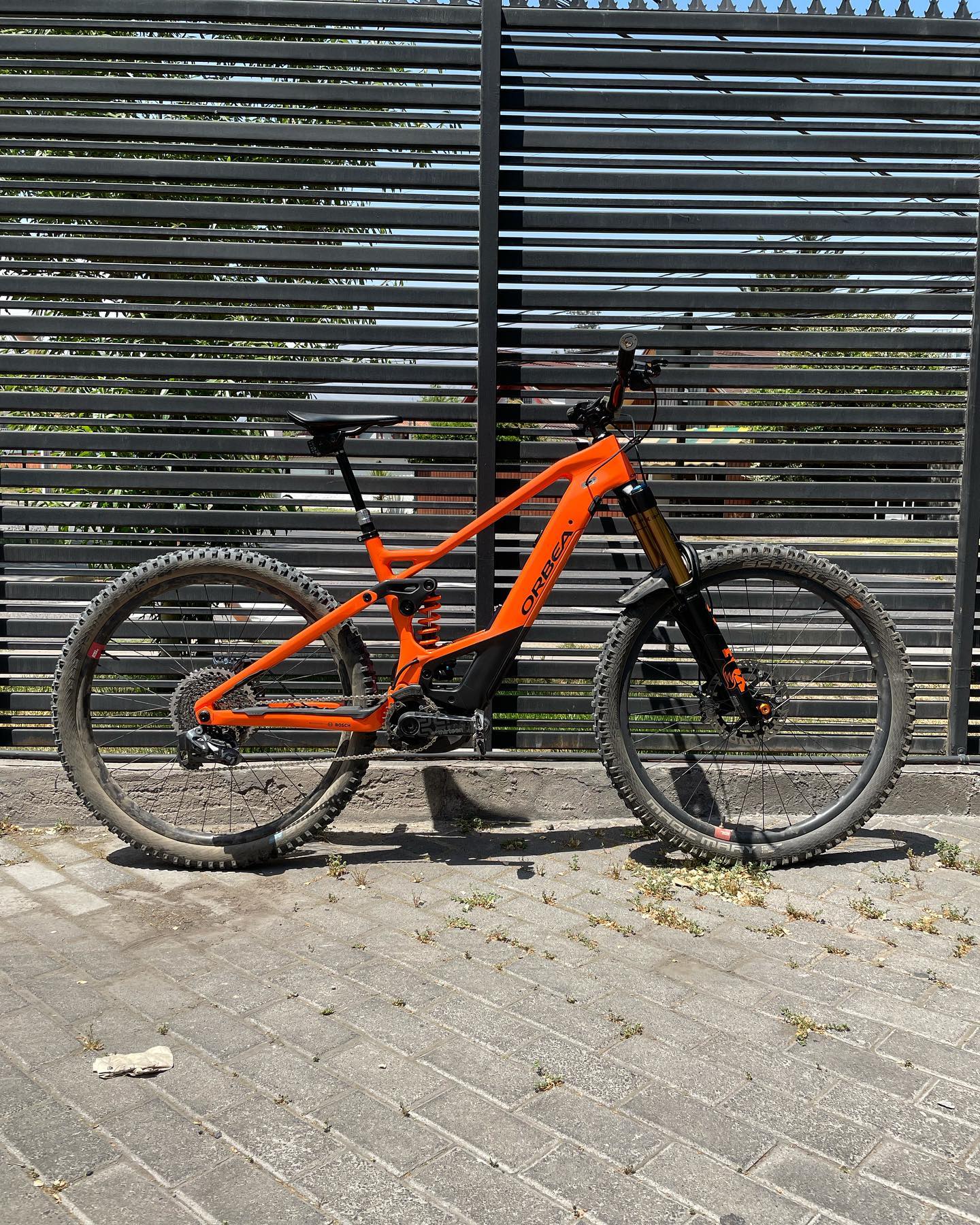 Protección Custom Glossy/Matte para esta @orbeachile #orbeawildfs2021 de @jesusdortega
Si lo piden y se puede, se hace!