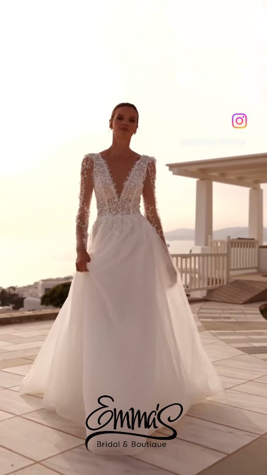 💍 Book a private bridal appointment and get expert one-on-one guidance.
📞 337.541.9990
🌐 emmasbridalboutiques.com