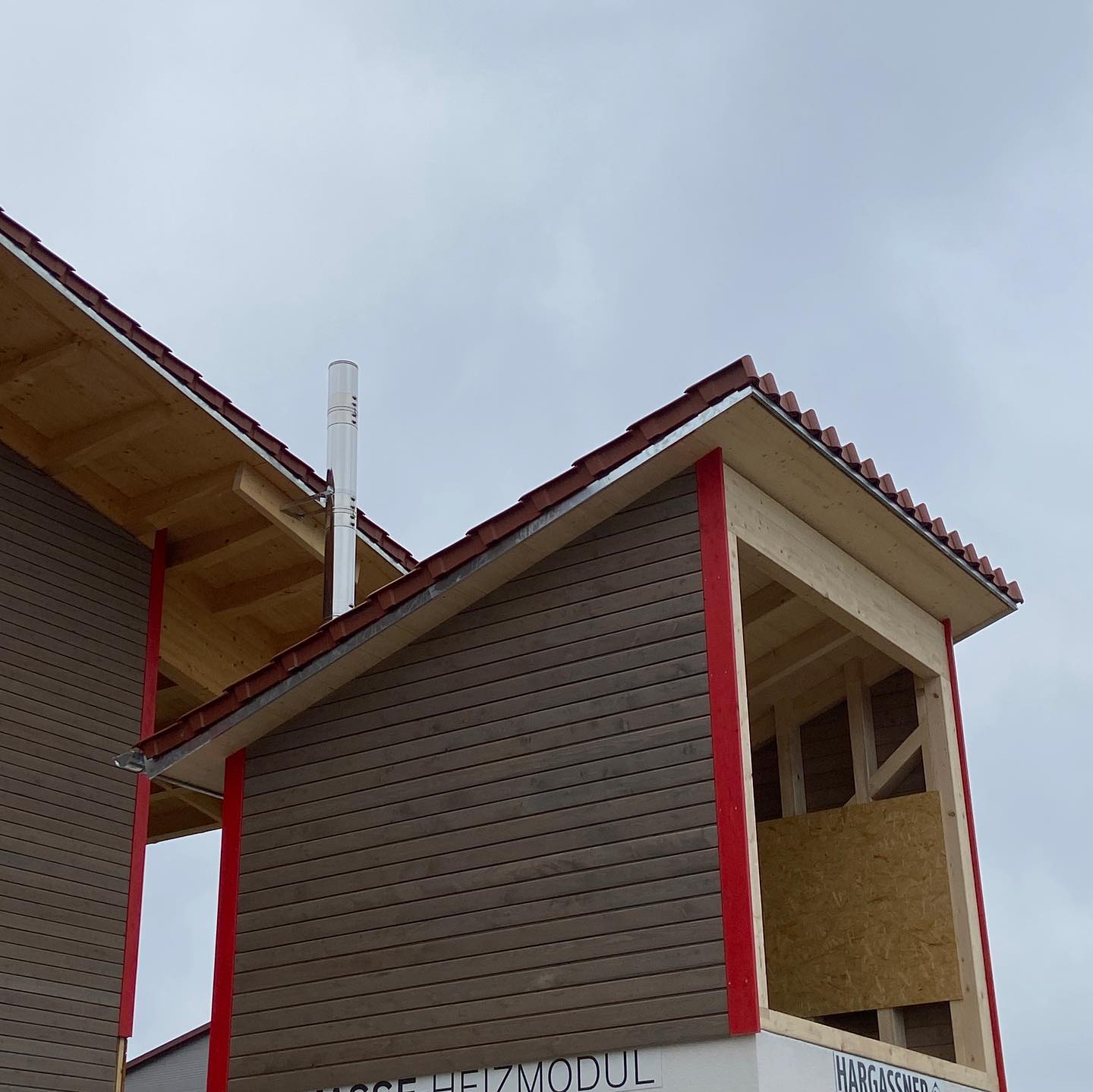 Überdachung unserer Hackschnitzellagerung.