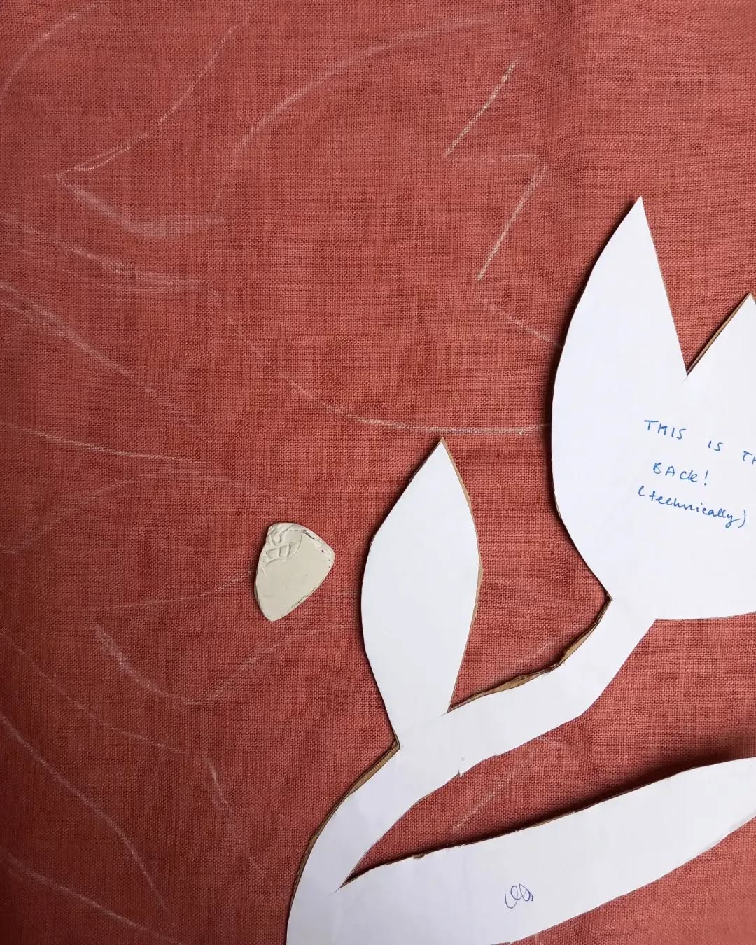 A small snapshot of making a linen shirt with appliqué tulips 🌷
Each shirt is made-to-order and is customisable to your preference! Available now on abbiesparkes.com
#linenshirt #madetoorder #sustainablefashion #slowfashion