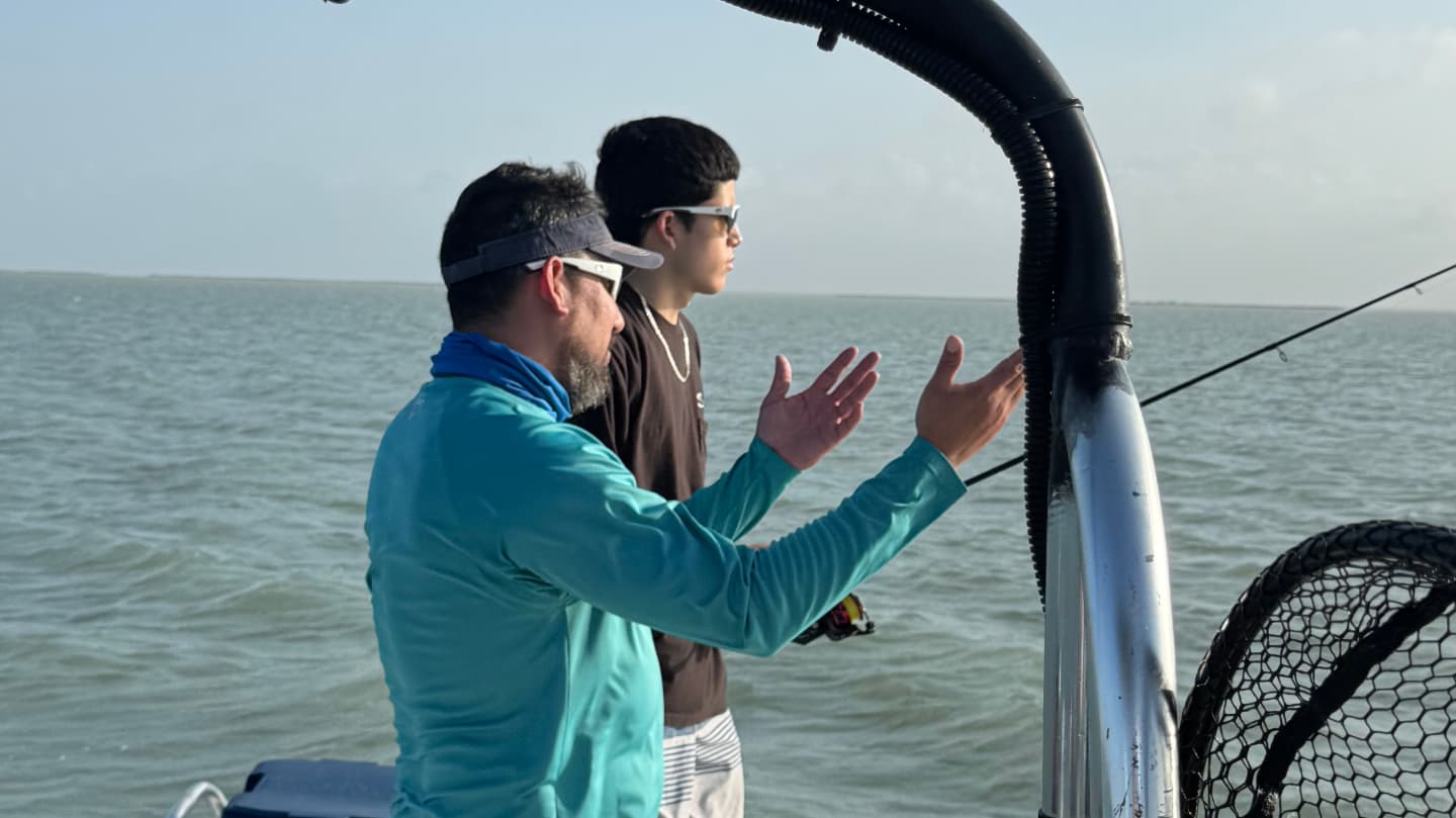 Yesterday's afternoon excursion 🎣 trip with Manny, Andre, and Sheils... It was a rough afternoon gettin' hook'd on fish, but we managed to hook up a few keepers for dinner 🤙🏽 #arroyocity #fishon #shallowstalkerboats #triplejcharterallc #southtexasfishing www.triplejchartersllc.com