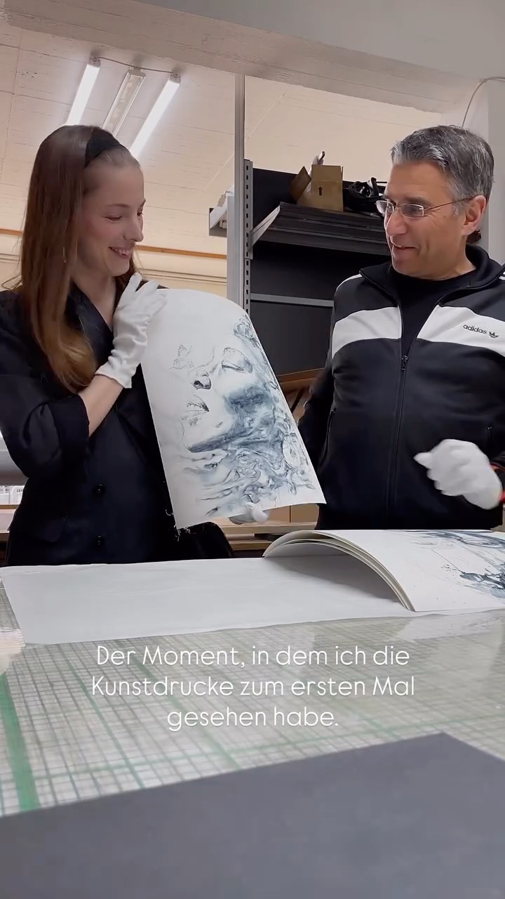 Zum Glück durfte ich mit einem Profi für Kunstreproduktion arbeiten – danke Ralph. ✨
Mir war wichtig, dass die Prints der Qualität der Originale so nah wie möglich kommen.
Ein paar Editionen sind noch verfügbar. Danke für euren Support.
#fineartprint #limitededition #aquarell #contemporarypainting #artiststudio