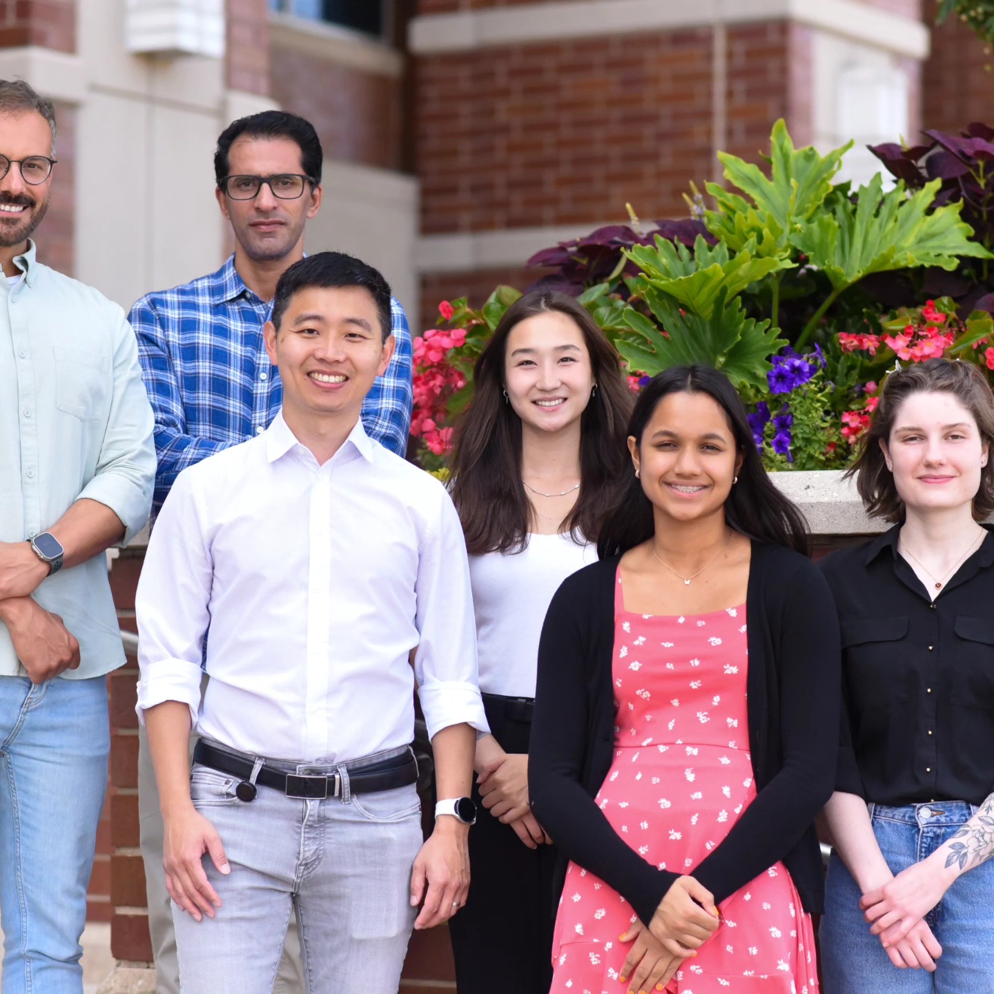 Lin Lab Photo Preview