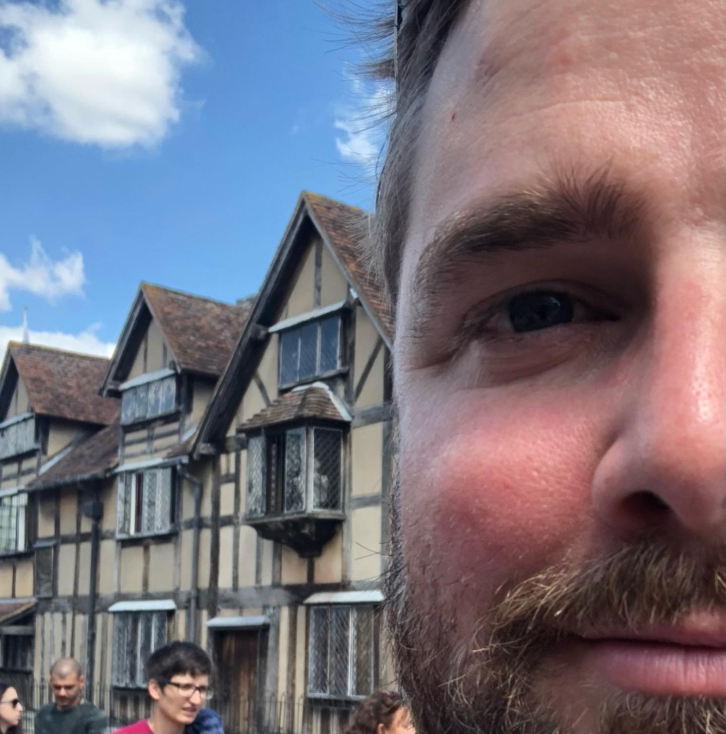 William Shakespeare’s Birthplace in Stratford is this building. Well it’s actually this room, his parent’s bed room. Well it’s actually here in front of the fire. Tudor beds were way too expensive for common or middle class people to mess up during child birth so most folks would put a special birthing chair or stool in front of the fire and give birth there.
As Shakespeare wrote in one of his last plays, Henry VIII (or All is True) “Verily, I swear, it is better to be lowly born, and range with humble livers in content, than to be perked up in a glistering grief, and wear a golden sorrow.” Sounds pretty accurate when you look at the modern royal family with their golden sorrow. I hope Mr Shakespeare was content ranging with humble livers, after his own relatively lowly birth right here.
The quote printed on the glass covering the fireplace is from As You Like It but I preferred the one from All is True.
•
•
•
Hi I’m William Harry Mitchell, a Blue Badge Tourist Guide and Historical Interpreter. I lead tours around London and all over England. Want a tour? Have a look at my website (link in bio) for some ideas and get in touch through the contact form. @whmtours
#williamshakespeare #shakespeare #history #stratforduponavon #shakespearsbirthplace #tudorengland #tudorbed #fireplace #birth #writer #plays #tours #tourguide #touristguide #bluebadgeguide