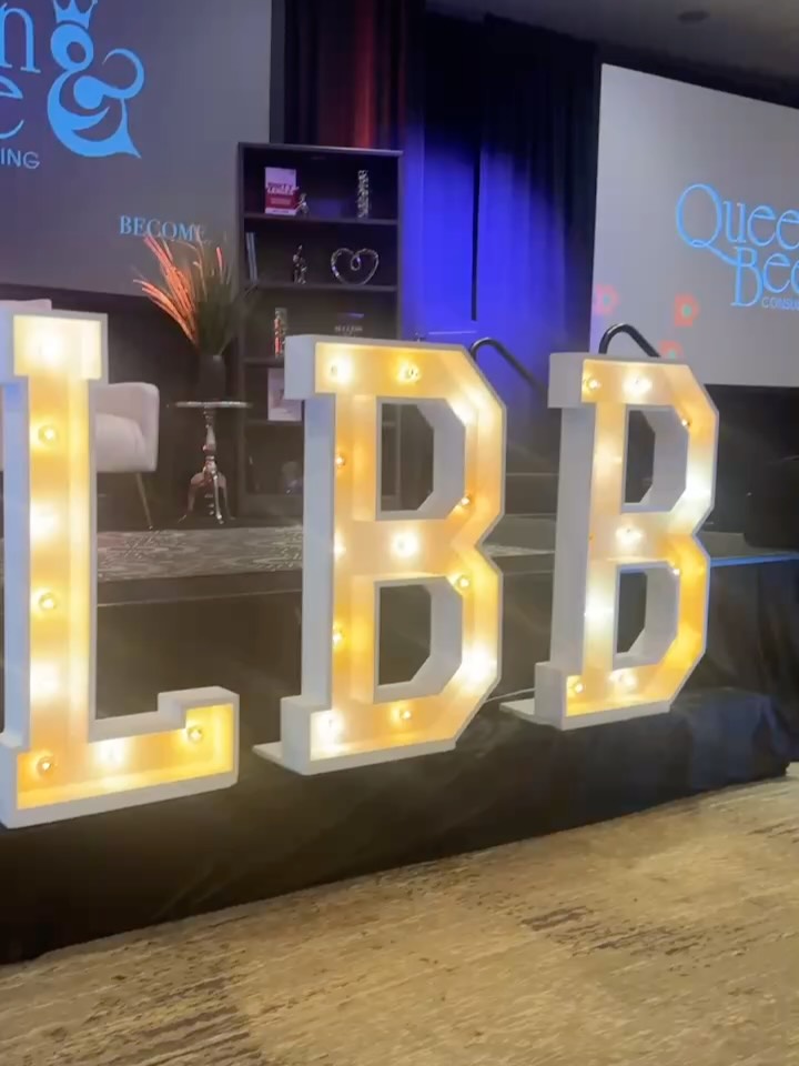 Photo dump! What a rich and full week! 🥰 I couldn’t be prouder of the work so many women have put into our women’s #become2026 conference with @angelmagasano @womenoflittleblackbook and @lbbpublishing Our authors for the upcoming book #shadesofscars have shown up in such compelling ways and we can’t wait to bring this work to you on May 15! (Preorders available now!) And shout out to my friend Julie who helped me end this crazy week with going to Valerie Bertinelli’s (@wolfiesmom) book signing! All books all the time, please. 😍