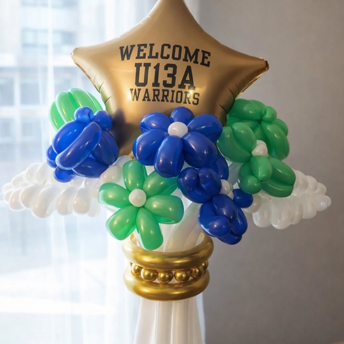 ✨ Custom balloon arrangement ✨
This special piece was created to welcome the U13A Warriors team 🏒
A personalized gold star balloon combined with hand-crafted balloon flowers in the team colors to make their celebration even more memorable.
I always love creating pieces that celebrate teams, milestones, and special moments. Seeing how excited people get when they receive something personalized makes this work so rewarding. 💛
Pop & Party
Balloon decor & party vibes 🎈
#HalifaxEvents
#HalifaxNS
#DartmouthNS
#BalloonDecor
#novascotiaevents