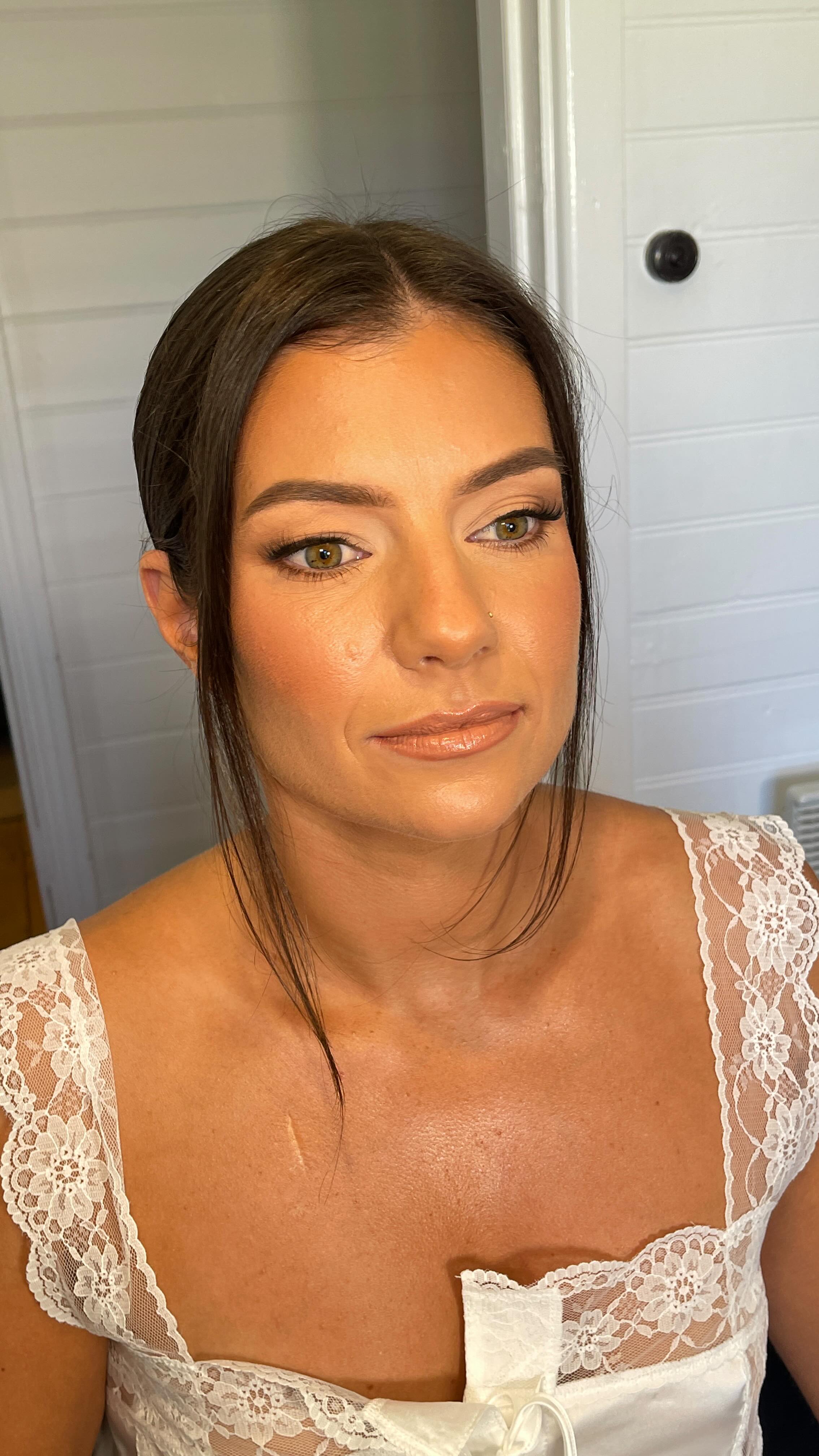 Katie’s day 💍🤍
#gundagai #canberramakeupartist #wedding #nswwedding