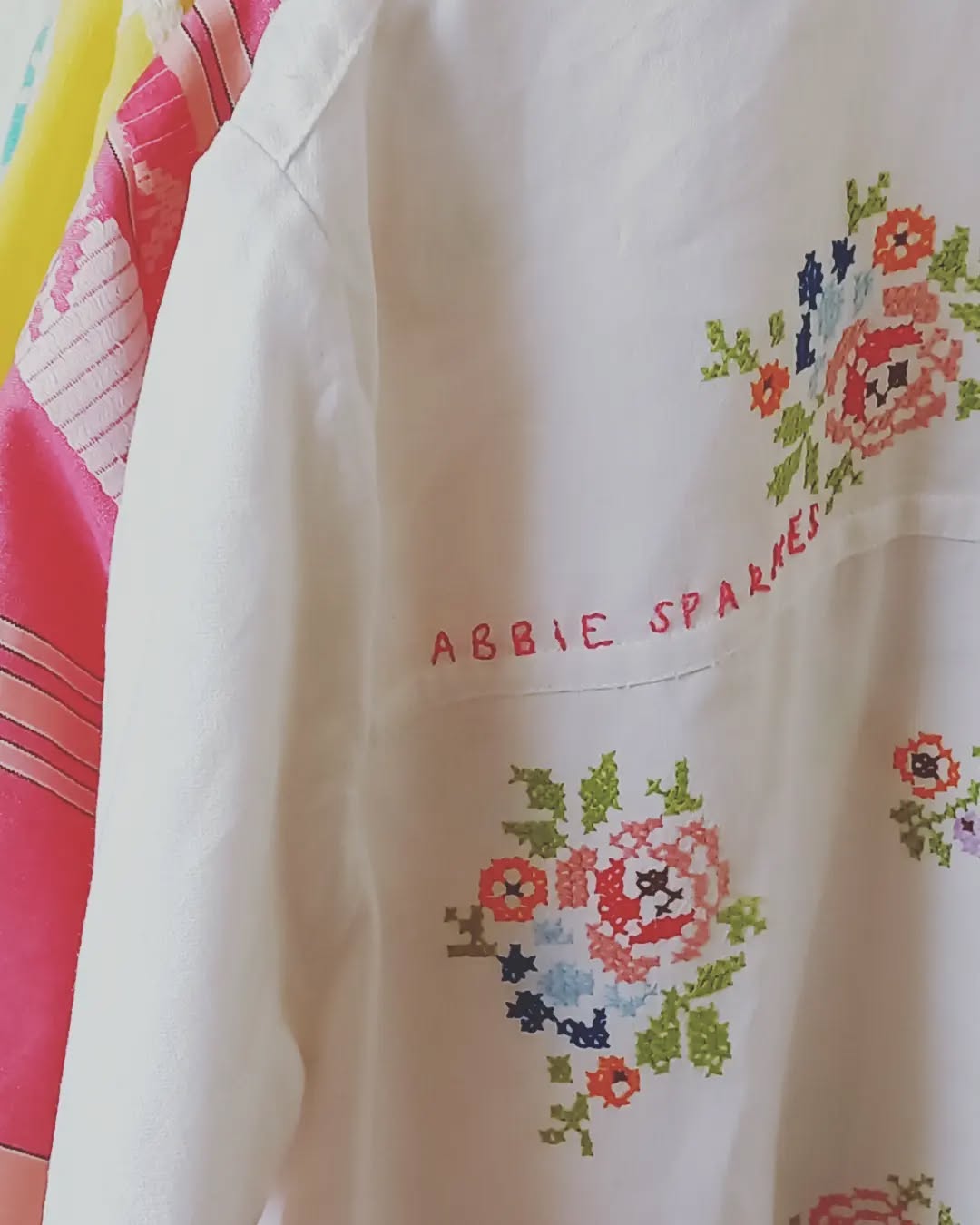 The one with the cross stitch flowers, available now on the website 💐
sustainable #sustainablefashion #sustainableliving #duurzaam #duurzaamkleding #secondhand #handmade #circularfashion #slowfashion #sustainableclothing #sustainablewadrobe #creativesmallbusiness #shopsmall #opencollarshirt #sustainableshirt #tablecloth #secondhandfabric #embroidery #oneofakind #greenfashion #goodfortheplanet #recycledfashion #recycled #sustainabledesign