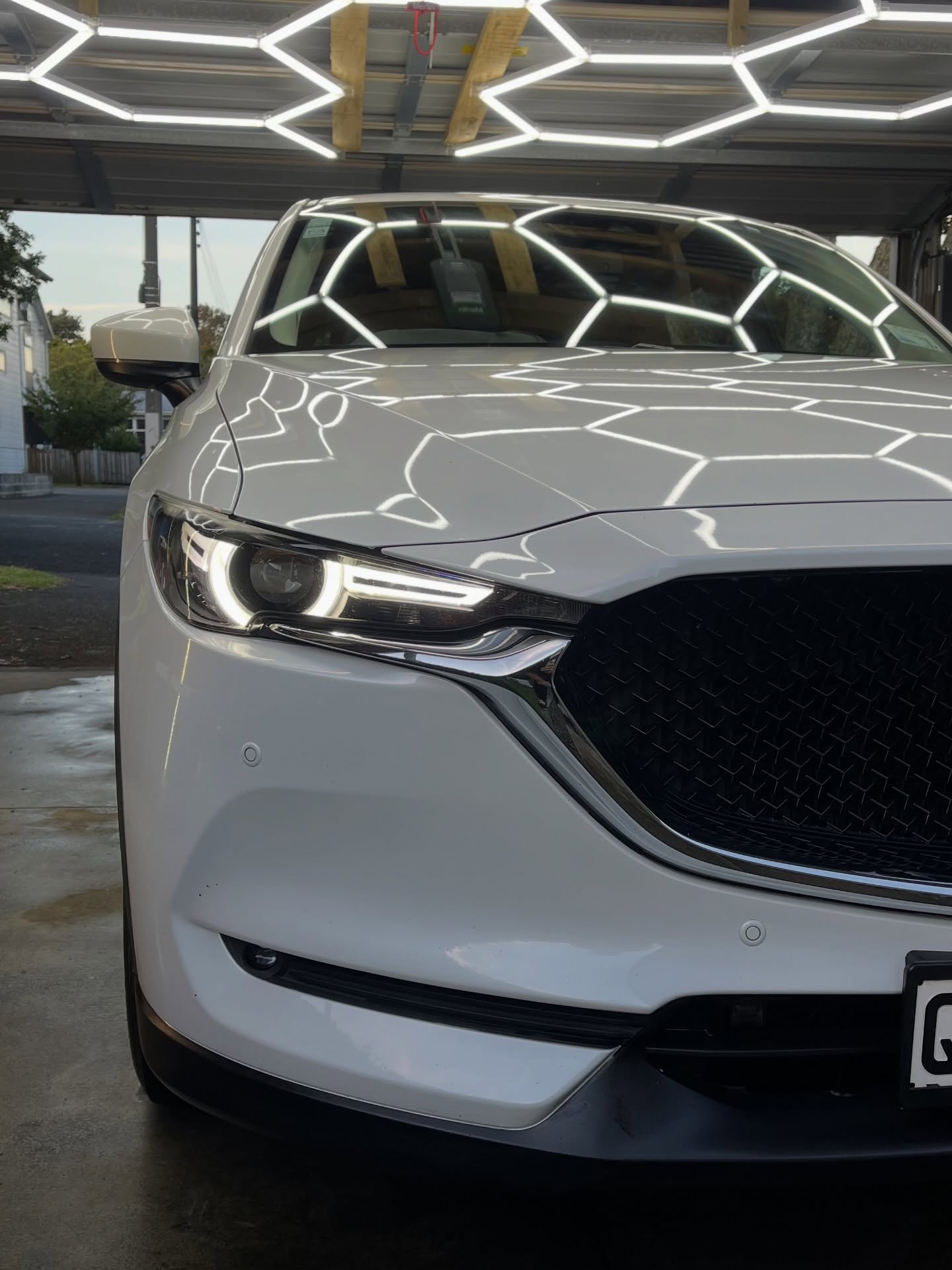 Imagine picking up your car looking like this. ✨
This Mazda CX-5 just received a full showroom finish detail at Blaze Detail.
Deep gloss. Smooth paint. Protected finish.
🚗 Premium products
🧼 Professional techniques
⭐ spotless
Ready to fall in love with your car again?