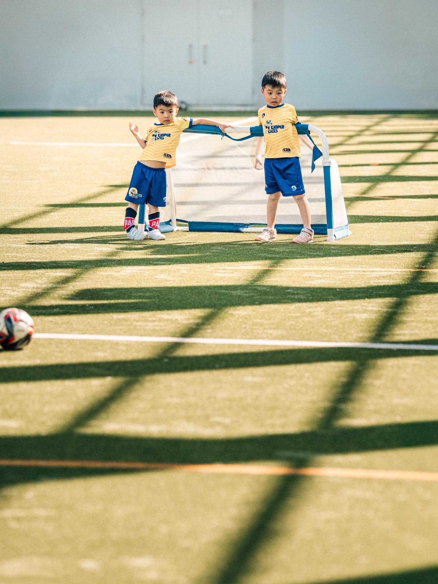 Mixing my two favourite hobbies: sports and photography 📸⚽
.
.
.
.
.
🏷️
Moments by Fiona | Family Photographer in Hong Kong
#hongkongfamilyphotographer
#hkfamilyphotographer
#hkfamilyphotography
#香港家庭攝影
#香港家庭照