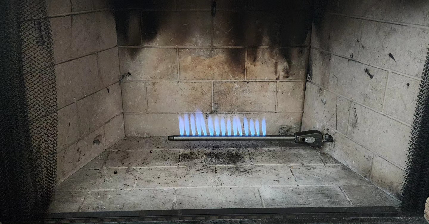 Log lighter anyone ?
Get those logs burning quickly !
#winteriscoming #gas-fitter #seatosky #Whistler #Squamish #Vancouver #heating #plumber