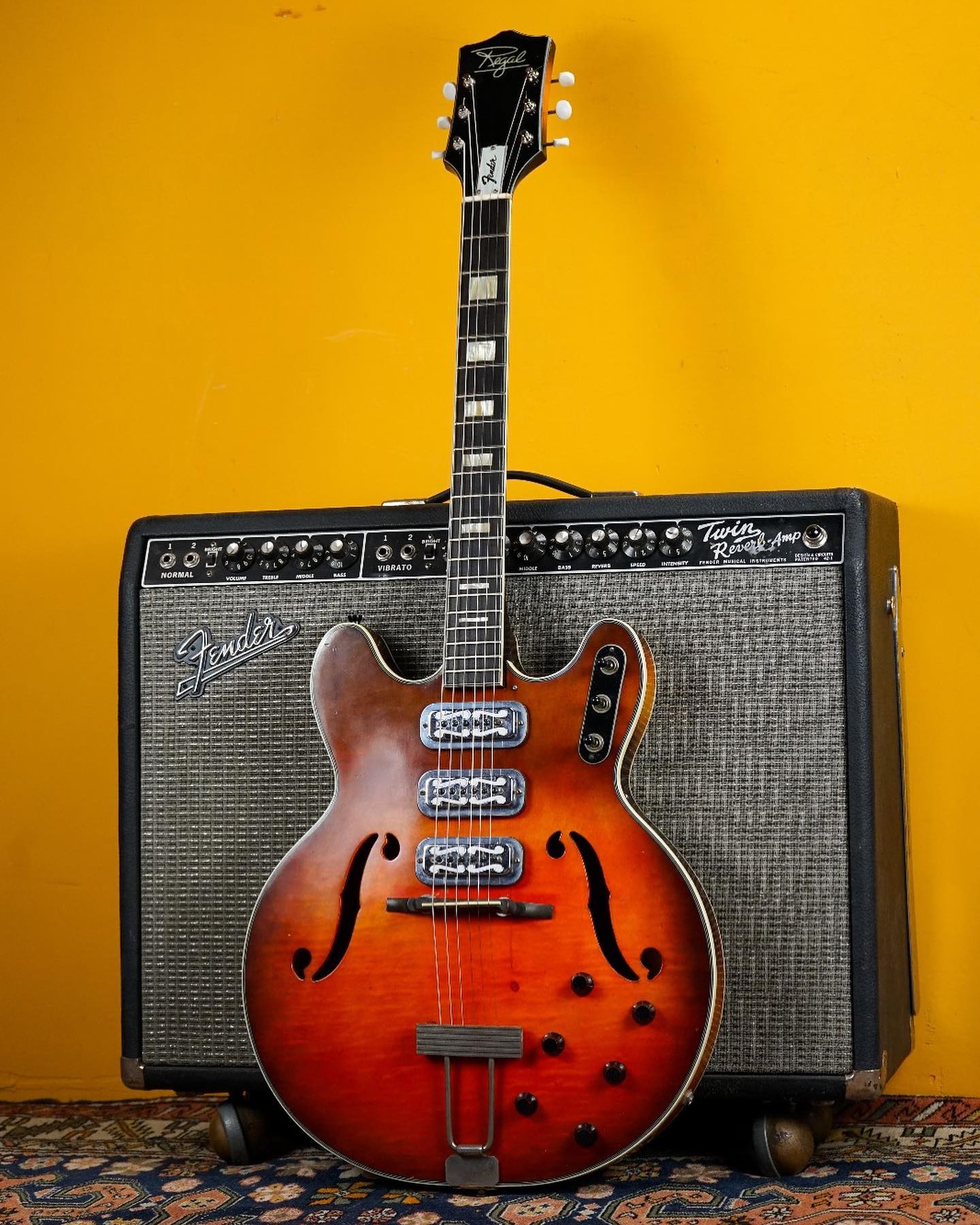 1963 Fender R-273.
Yes, you read that right! Read on for Guitar History Time… 🎸🕰️
Wind back to the mid 20th century and Fender weren’t producing a hollowbody electric guitar. To fill this void, management struck a deal with Harmony (Chicago) to produce instruments under the ‘Regal’ moniker. The partnership was brief, ending in the mid-60s with the introduction of the Coronado model.
Make no mistake - these were Harmony instruments through and through, with this model being structurally identical to a H-75. The only differences were cosmetic, notably the truss rod cover - which if I’m not mistaken, was constructed of the same 3-ply as a Stratocaster pickguard.
The majority of which were left blank - however, a very select few received Fender branding! I’ve found a picture of what I believe is this exact guitar in the 60s, confirming that this was a factory feature. It even had a black factory Fender ‘F’ branded pickguard, which has sadly been lost to time.
A beautiful instrument in its own right, if not a great piece of 60s guitar history.