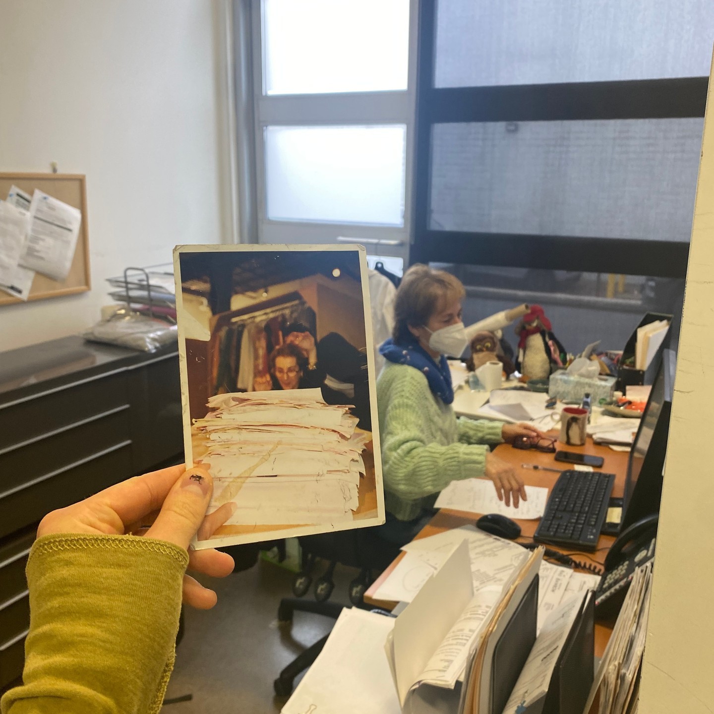 Jenny Kandel, 28 years later and still behind a fat stack of orders
Catch Jenny in the show room multitasking like no-one- else. A part of the Gangbar family, she keeps us all on our toes with last minute Zoom crises, her brilliant sense of humor, and honest advice. Jenny is a Sheridan College fashion design graduate turned into sales legend. Jenny has worked with some of her clients for up to 25 years, and is a irreplaceable member of the our team <3
