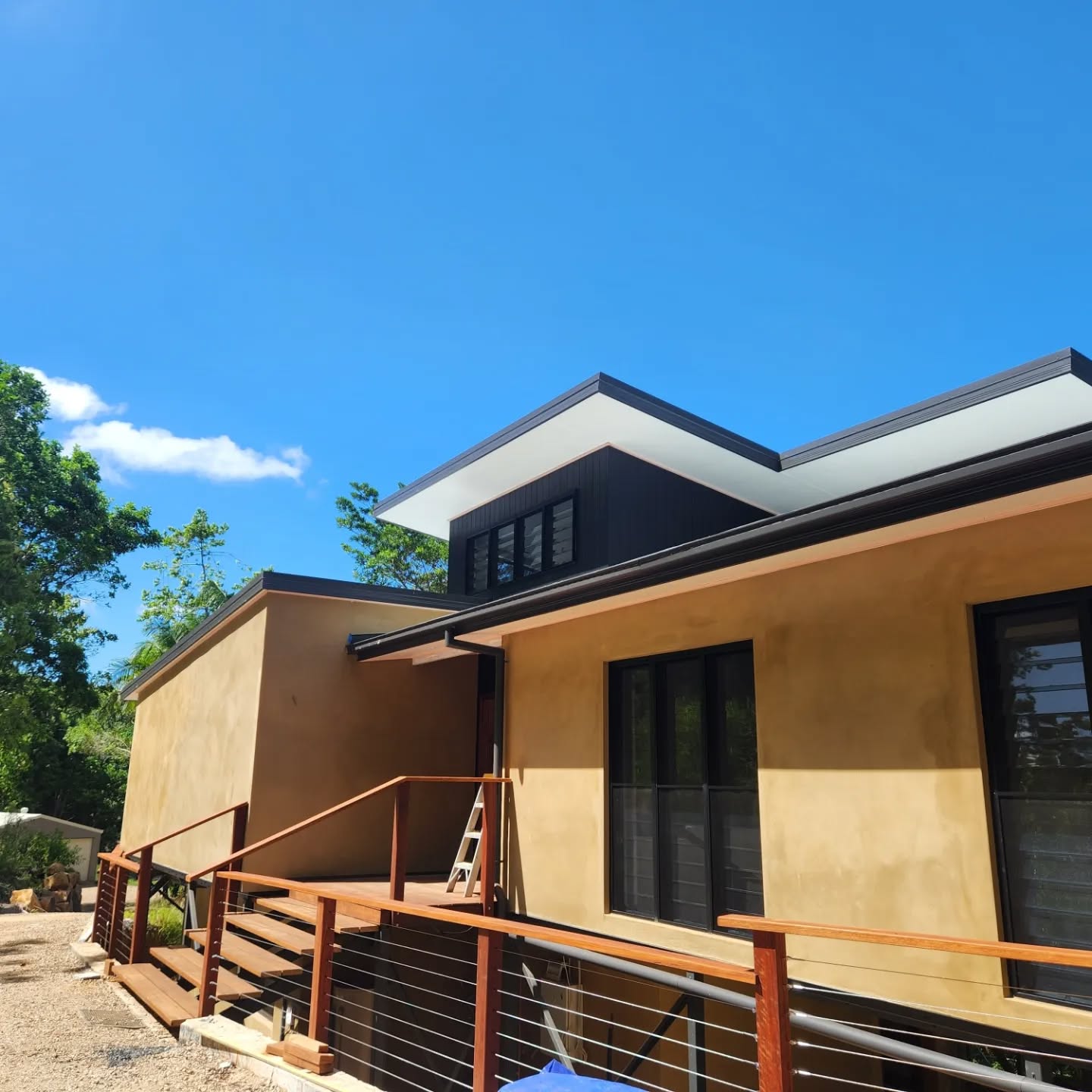 We recently visited the Hempcrete house in Northern NSW. What a dream!