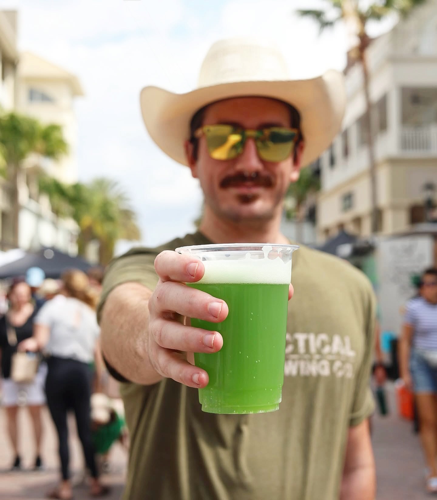 🍀Saint Patrick’s Day🍀
Join us on Saint Patrick’s Day, March 17th as we party it up and celebrate with the following:
☘️ Green Beer
☘️ Irish Goodbye can release
☘️ @parlorkitchen serving up deliciousness 5:30-9
☘️ Extended Hours 12-10PM
🍻We aren’t throwing our annual block party this year since we will be working on the new location (details to come) BUT The Green Fling will make a return next year!🍻
🌴Sunday Details for today:
🎸 Live music by @francescatmusic 1-5
🌮 Food pop up @carlitoswaystreeteats 1-6
🍉Meloncholy beer slushies
🥂Mimosas