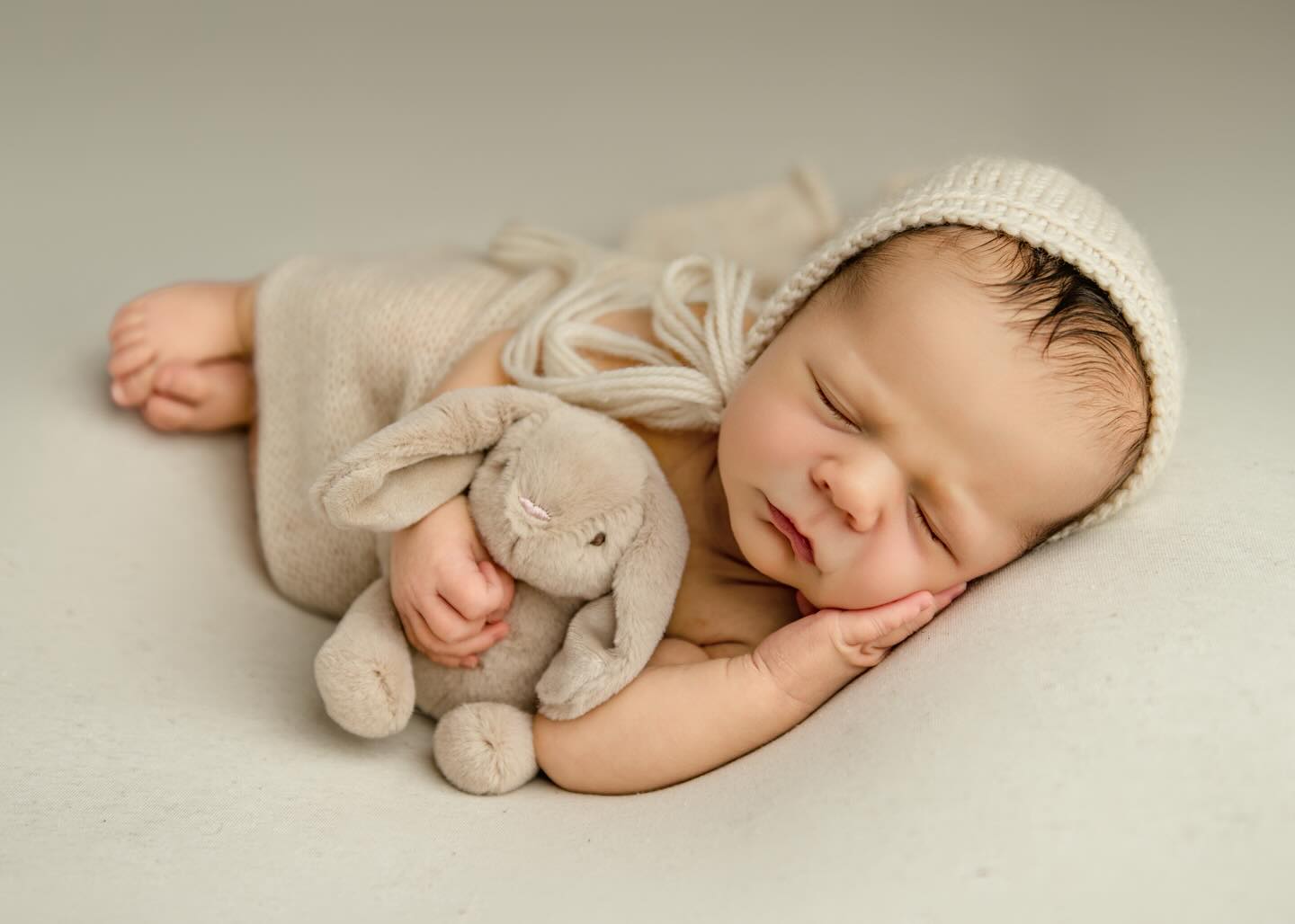 Simple, timeless captures ❤️
#newbornphotographer #salisburynewbornphotographer #wiltshirenewbornphotographer #hampshirenewbornphotographer #andovernewbornphotographer