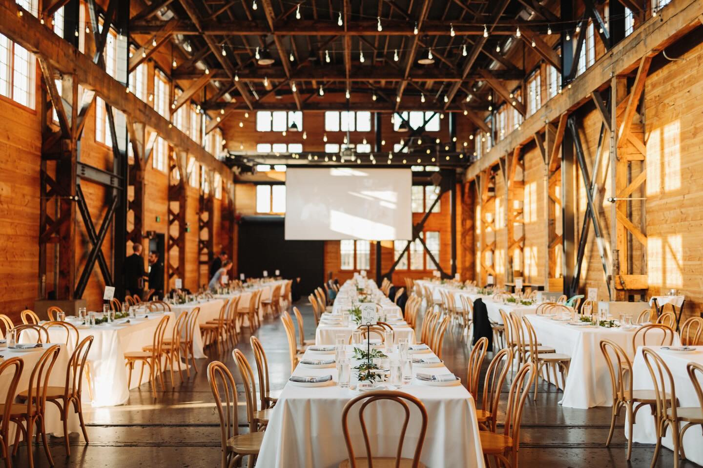 We are so excited to be partnering with @relovedweddingmarket for ReLoved: A Wedding Market happening March 28th!
Planning a thoughtful, creative, or non-traditional wedding? Come shop secondhand wedding treasures at the Redd on Salmon Street!
🌷 Browse gently used décor, attire, and wedding supplies
🌷 Discover unique, one-of-a-kind pieces
🌷 Meet local vendors specializing in DIY & alternative weddings
🌷 Enjoy refreshments while you plan
This resale market helps make weddings more sustainable and accessible by giving beautiful items a second life.
Interested in selling your gently used wedding décor? You can sign up to participate though the link in our bio.
We’ll also have donated items for sale, with proceeds supporting Rose Haven and P48.
Details:
Redd East Event Space
831 SE Salmon St
Saturday, March 28th
11am-3pm
Planning a low-waste event?
Ecotrust Events is dedicated to helping our community host low waste events. Check out our Sustainable Event Guide for tips on reducing waste, sourcing local food, and donating items after your event. This guide is meant to be shared and used not only with us, but for any event you host.
Find the Sustainable Event Guide + Wedding Market registration in our bio.
Photo credit: Jess Woodhouse @jess_woodhouse_