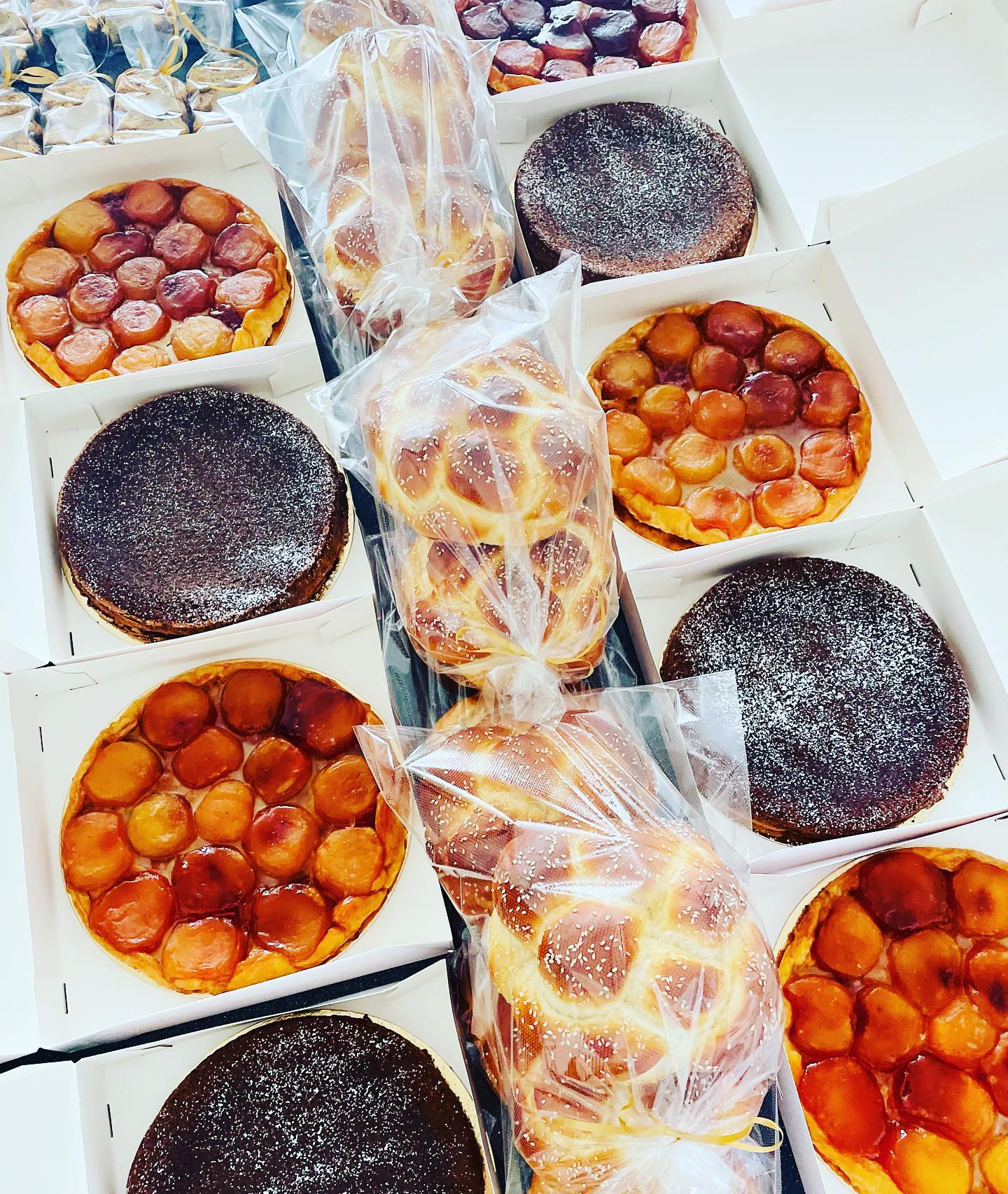 Rosh Hashana 2023-5784
#roshhashana #jewishnewyear #5784 #jewishfood #koshercateringlondon #londonkoshercaterer