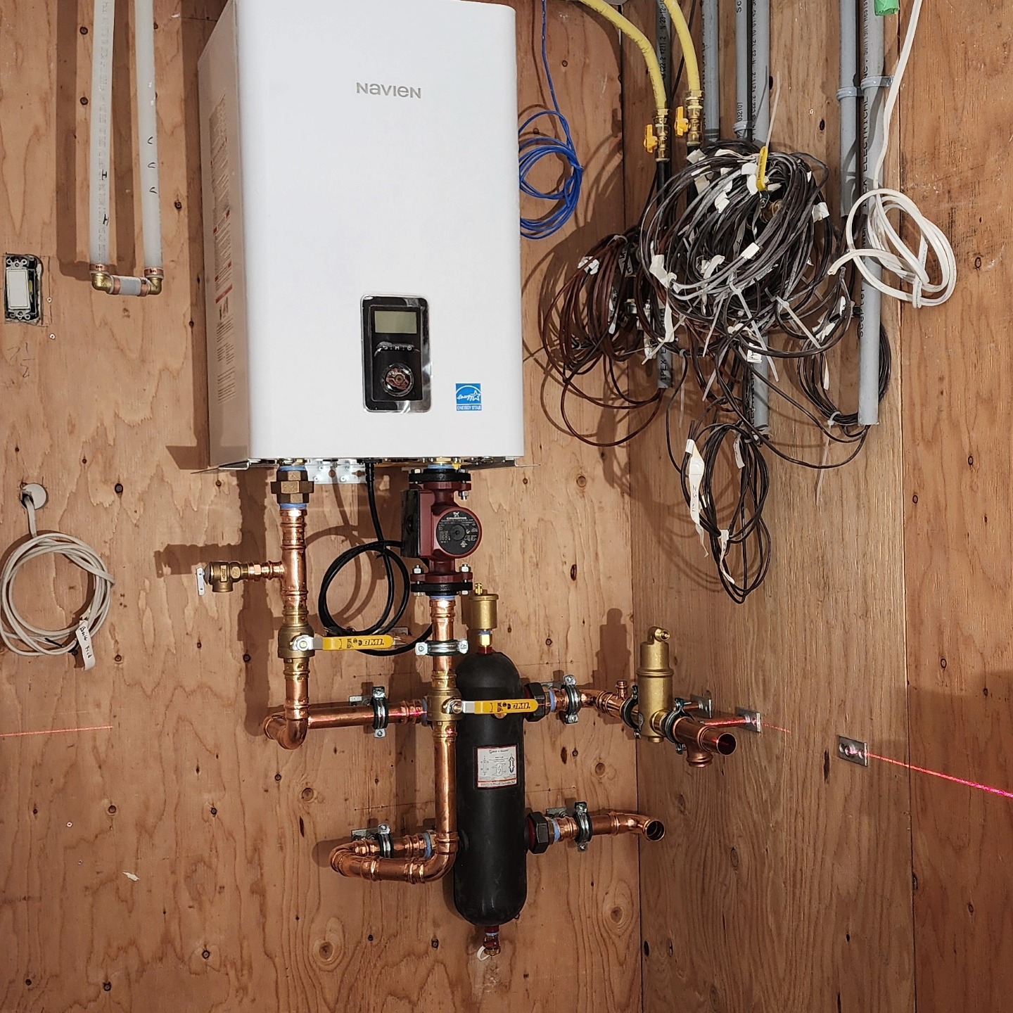 Couple pictures of the progress on another heating system. This is a tight space with lots going on, indirect water heater, baseboards heating and a mixing valve to handle the infloor heating as well. The next post will be of the finished install.
@navieninc @wattswater @bellgossett @nibcoinc @grundfosinstallers_us_ca @grundfos
#plumber #gasfitter #seatosky #hydronics #heating