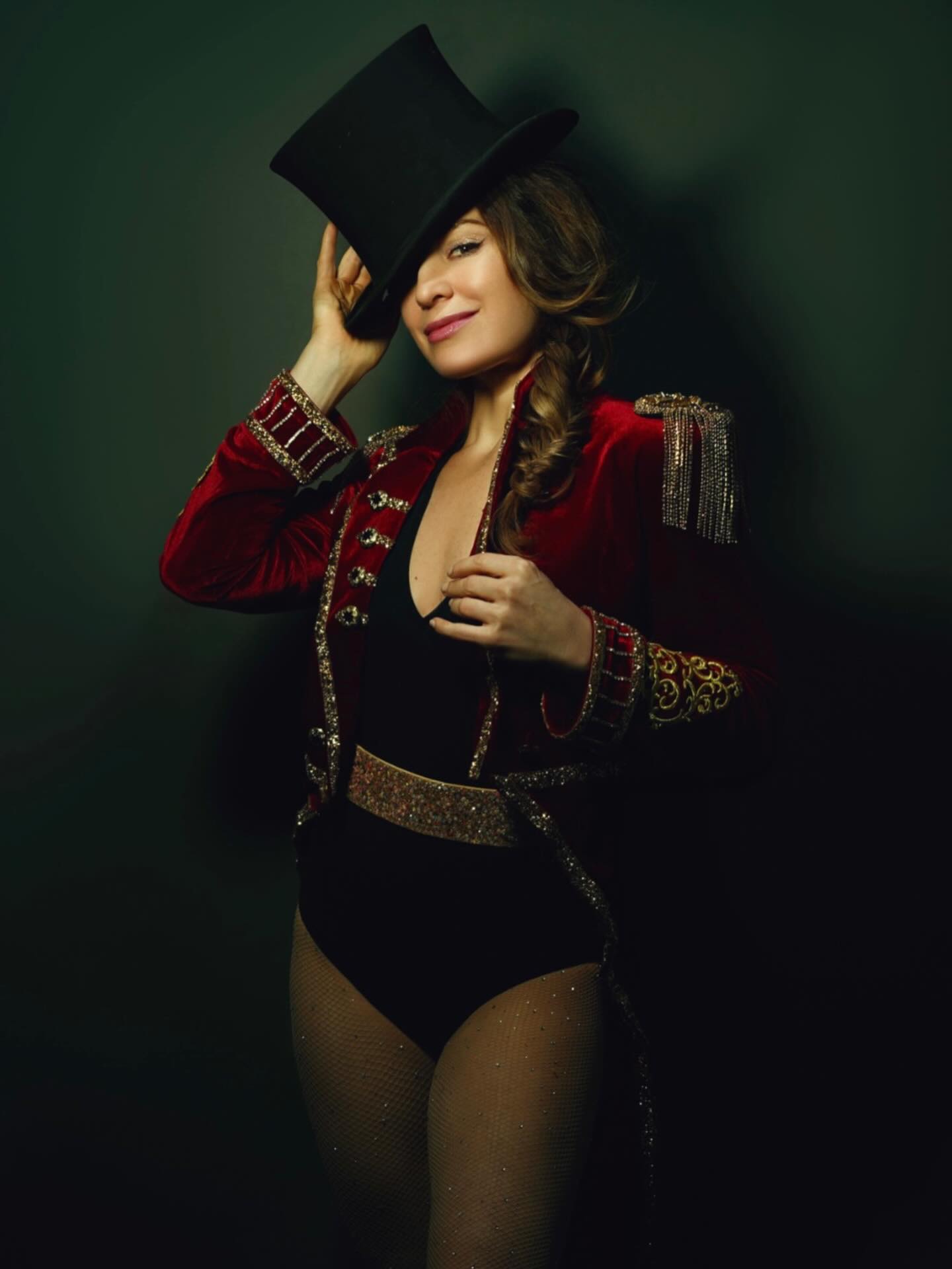 Not AI, just great lighting.
Merci 📷 @vsanchorstudio