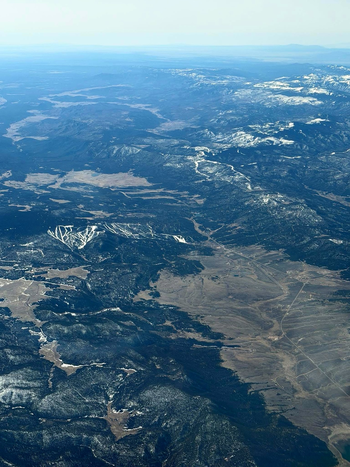 Aerial views of 📍Angel Fire! Colfax County looks stunning from ⬆️ way up high and ⬇️ way down low. Does anything stick out to you?
To learn more about Angel Fire, New Mexico, visit TheWildDivide.com/Angel-Fire ✨
#TheWildDivide #ColfaxCounty #VisitColfaxCounty #NewMexico #NewMexicoTrue
