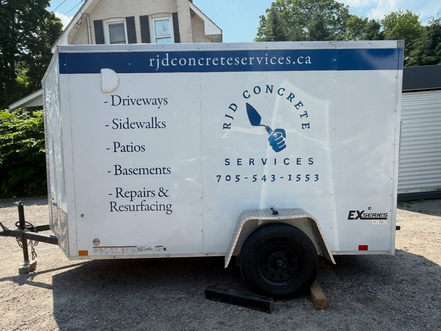 Trailer graphics that shine! 🌟 Call us today to get your custom trailer graphics!
705 526 7446
#signshop #customvinyldecals #trailergraphics #shoplocalcanada #midlandontario