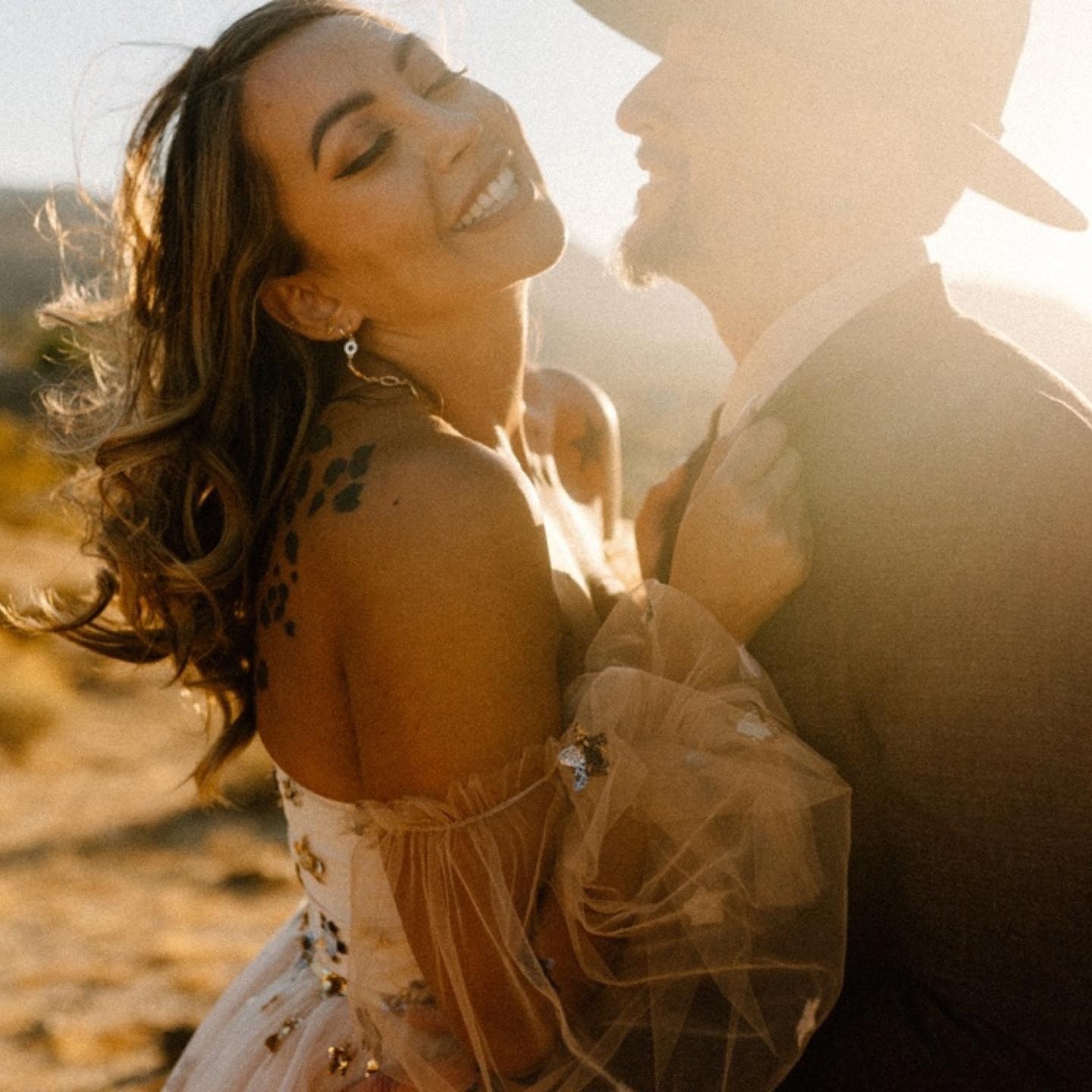 Fantastic Spring wedding preview from photographer @heymarissakay of @letushavecake and @palemoonphotography's wedding! It was a great event! Thank you for sharing your special day with us!
.
.
.
#SacredSands #SacredSandsJoshuaTree #JoshuaTree #JoshuaTreeCalifornia #DesertVibes #DesertLife #joshuatreewedding #bohodecor #bohochicstyle #joshuatreehotel #joshuatreeairbnb #weddingdetails #desertwedding #joshuatreevibes #joshuatreestyle #springwedding #bohowedding #bohemianwedding #rusticwedding
.
.
.
Bride: @letushavecake
Groom: @palemoonphotography
Coordinator: @rocknwillowevents
Venue: @sacredsandsjoshuatree
Caterer: @sohotaco
Bartending: @mintbartending
Rentals: @sigpartyrentals
Florals: @sparksandsand
DJ: @tinaturntables_
Dessert: @sweet_poppys
Charcuterie: @locallygrazed