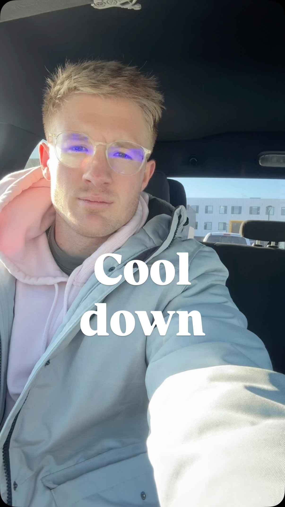 An easy part to skip in a training routine is the cool down, I know I’m guilty of it too!
But when we talk about efficiency, a cool down allows us to stretch and work on mobility as well get the recovery process going.
After intense training your heart rate is elevated and your body is in a high-stress state. A proper cool down helps your heart rate gradually return to normal, improves blood flow to recovering muscles, and shifts your body from stressed to rest and recovery!
This also helps prevent post exercises stiffness
5 minutes of light movement can make a huge difference!
#athletetraining #sportsperformance #recovery #strengthandconditioning #gymworkout