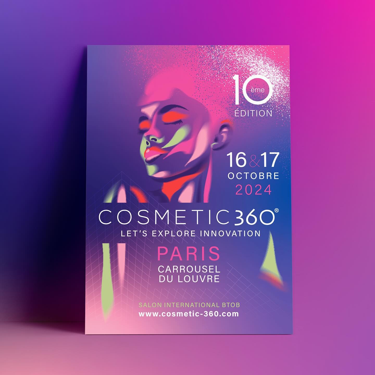 À l’occasion du 10ème anniversaire, la Cosmetic Valley a souhaité marquer le coup en relookant l’identité visuelle de cet évènement phare de la Cosmetic Valley.
« COSMETIC 360 est LE salon mondial de l’innovation pour la filière parfumerie-cosmétique. Cet évènement majeur du secteur se déroule chaque année en octobre au Carrousel du Louvre à Paris, au cœur de la capitale mondiale de la beauté. Il vise à réunir les décideurs autour des dernières avancées technologiques, des tendances émergentes et des innovations pour l’ensemble de la filière. »