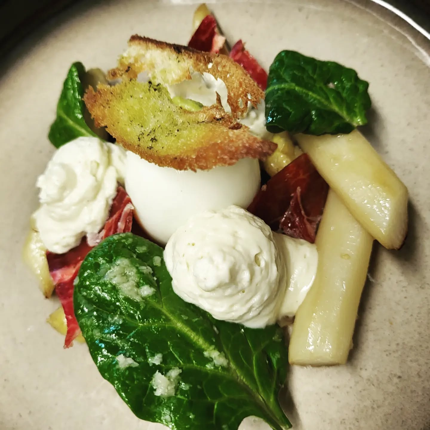 Premières asperges bio de Loire.
#saison