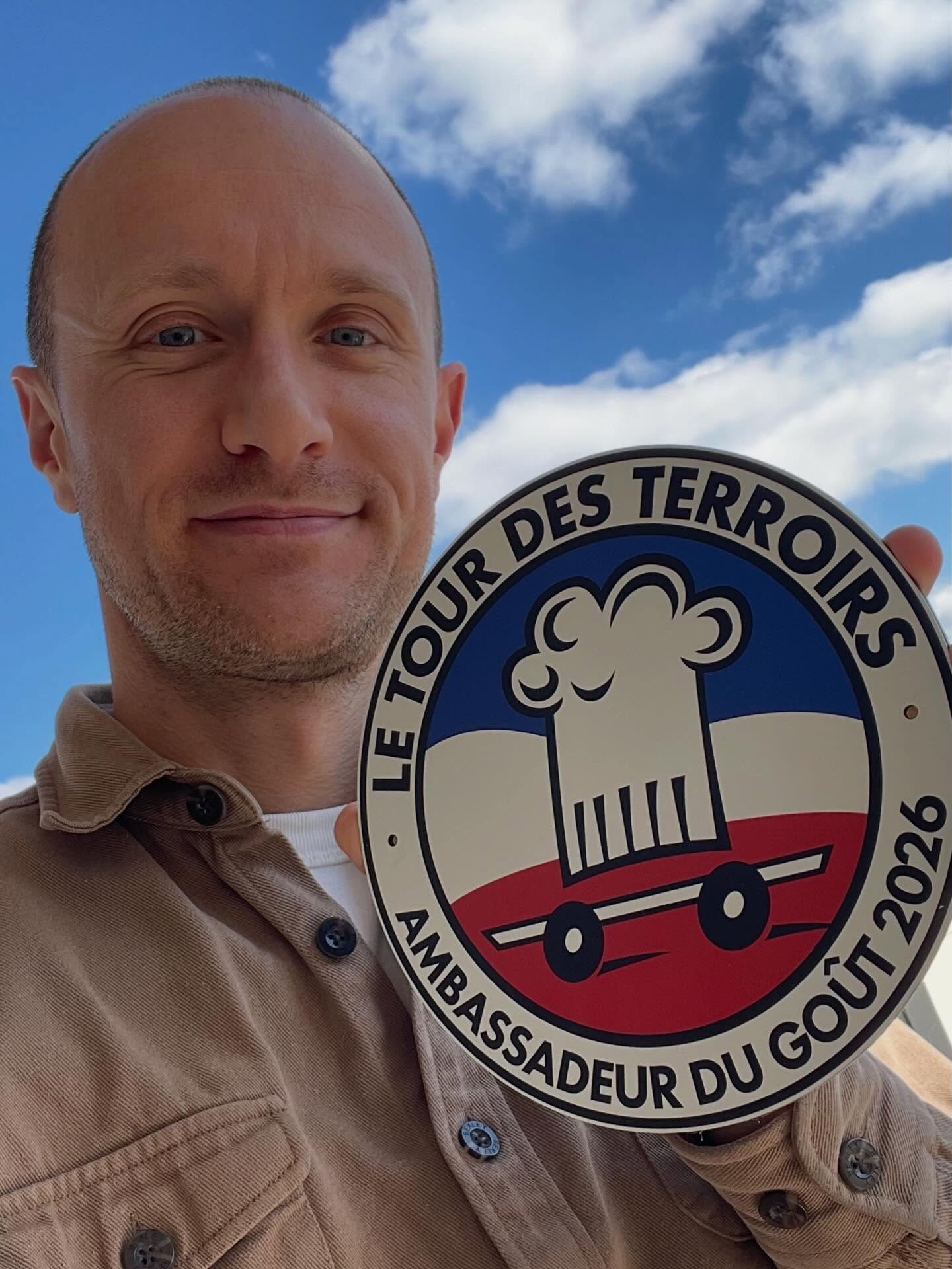 ADHÉRENT @letourdesterroirs 😏
Depuis quelques mois, DB Selection est adhérent Le Tour des Terroirs, l’association qui fédère les acteurs du Bien Manger et du Bien Boire🤝
Elle regroupe professionnels des métiers de bouche, artisans et producteurs, et fait rayonner le potentiel gastronomique et culturel de nos régions en valorisant les savoir-faire et produits locaux😋🇫🇷
Très heureux de participer à une si belle mission ! 😊🔥
#letourdesterroirs #gastronomie #bienmanger #bienboire #artisanat