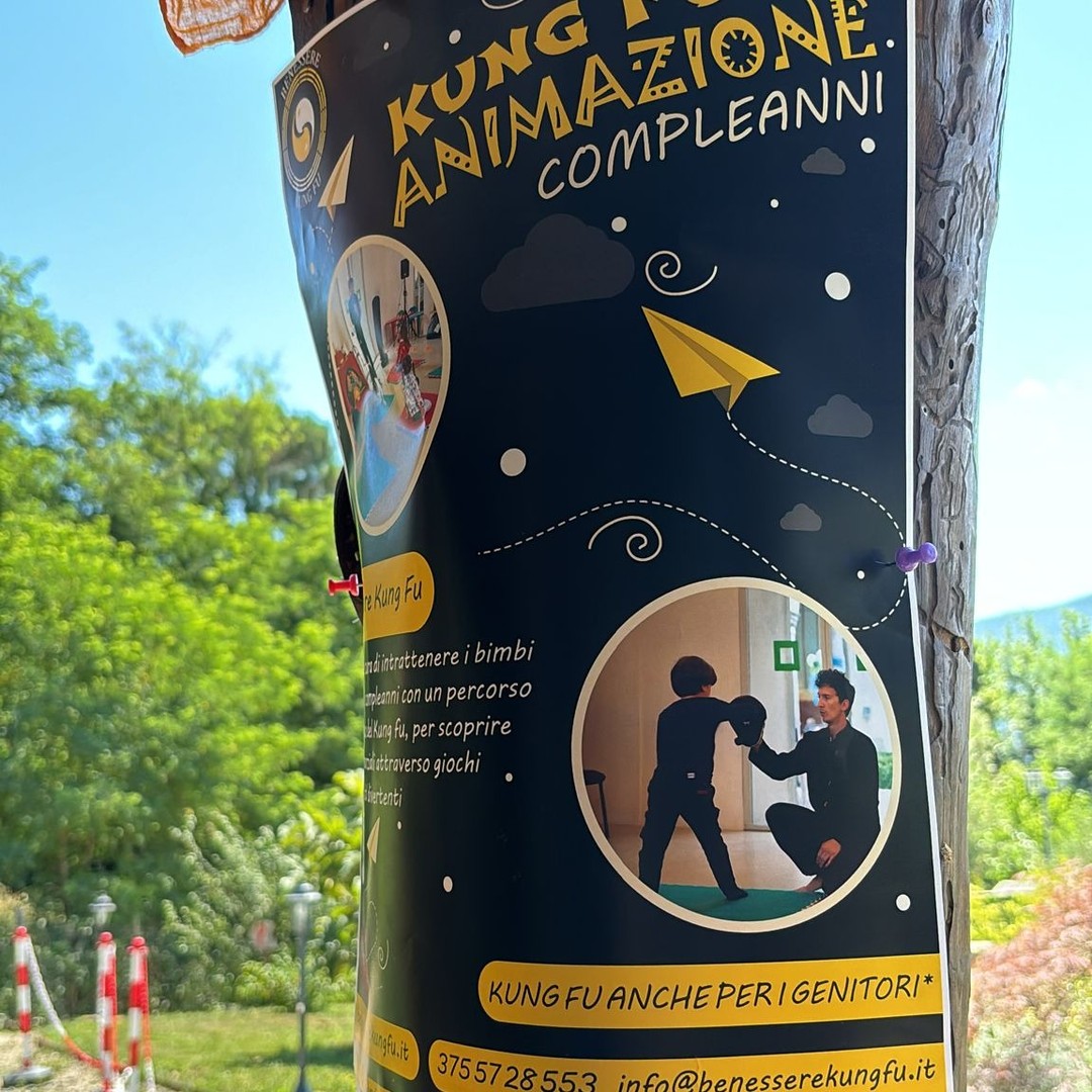 https://www.benesserekungfu.it/
Paolo e Alessandro hanno altre professioni ma si dedicano con passione a questa attività veicolando contenuti essenziali come disciplina, rispetto, riconoscenza. Assolutamente consigliato, andate a curiosare sul loro sito, troverete sicuramente contenuti interessanti! E' in corso un progetto di workshop sull'utilizzo consapevole dei dispositivi! Stay tuned!