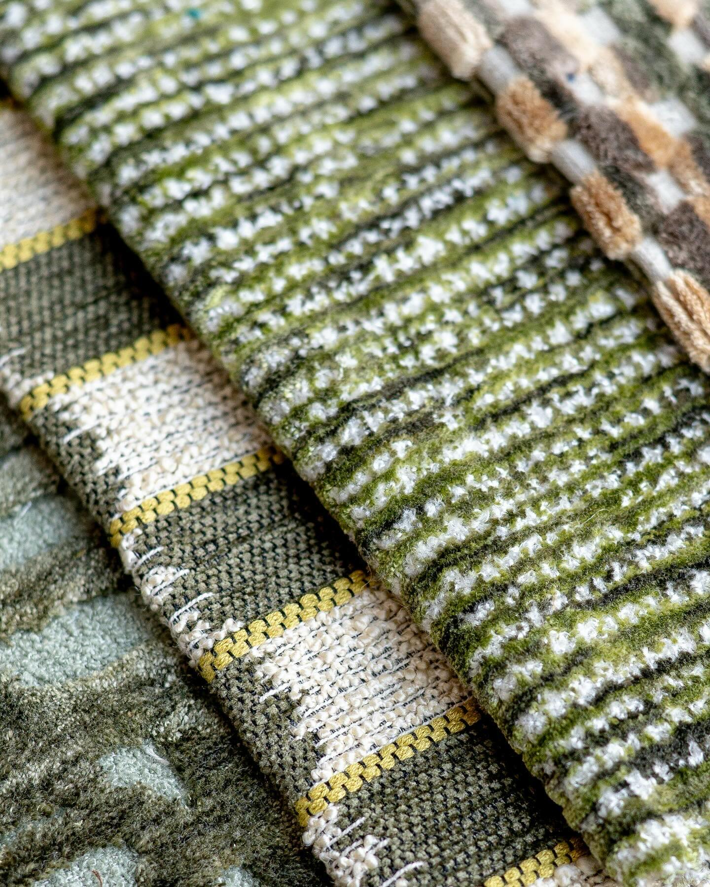 Happy Saint Patrick’s Day! 🍀
#textiletuesday #saintpatricksday☘️ #throwback #textiles #fabrics