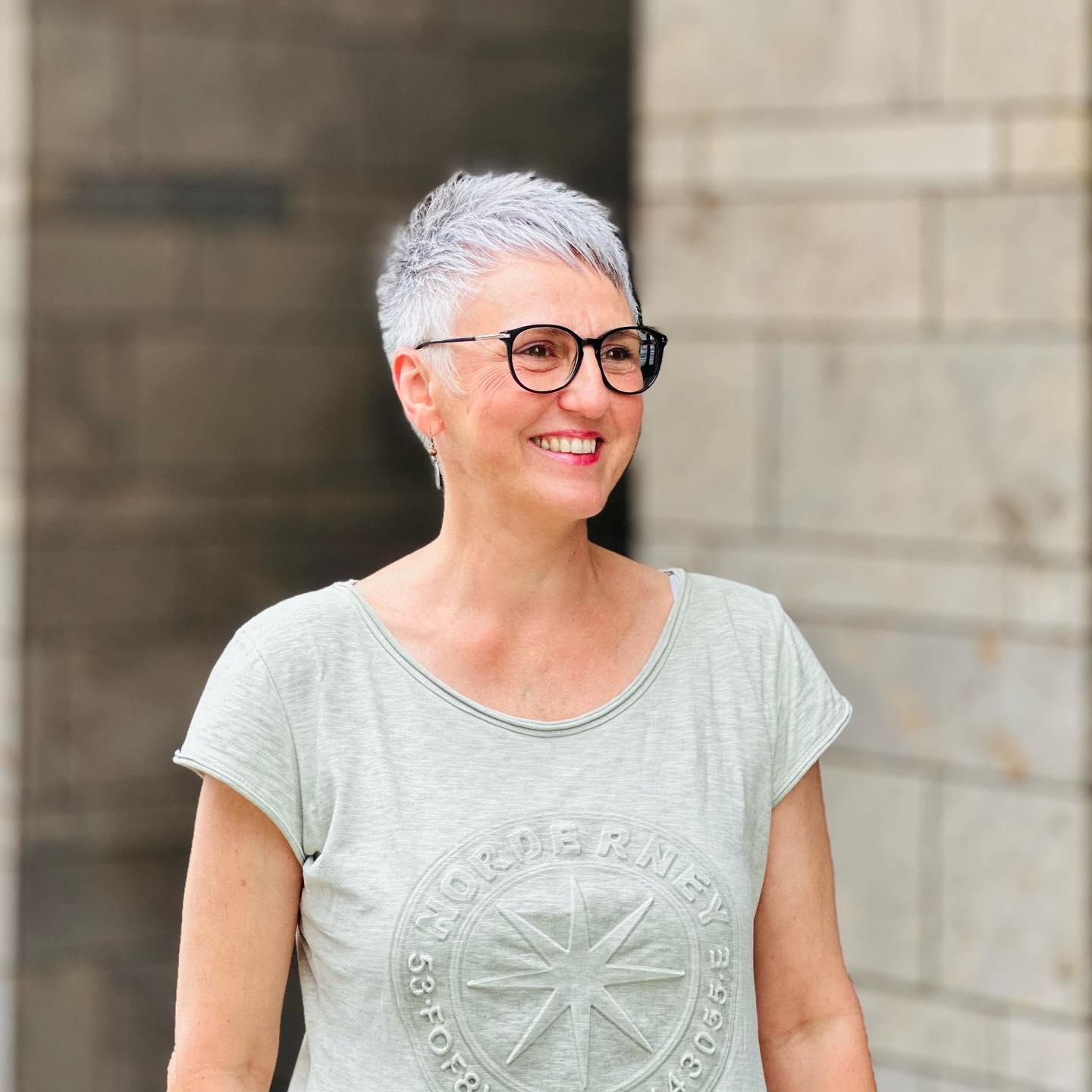 The place to be.
#wirschneidendortmund
#ctmstr #cutmasterdortmund #friseurdortmund #glynt #hair#haircolor #hairdresser #beauty #wow#dortmund #phönixsee #frisuren #hairstylist #frisur #style #happy #love #fashion #frisurentrends #haircut #frisurenideen #schön #haare