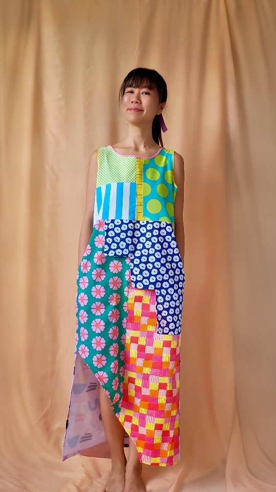 Another piece from my “Many Stories Tell a Tale” collection.
This one is a little more fitted than my usual silhouettes, but still designed with comfort in mind — enough room to move, live, and breathe in it. I love how the colours and print assembles and came together. It’s also my first attempt at creating a layered piece.
Feeling quietly chuffed with how she turned out, and even happier that someone lovely has taken her home. ✨
#MakennaStudio #slowfashion #madeinsingapore #handmadeclothing