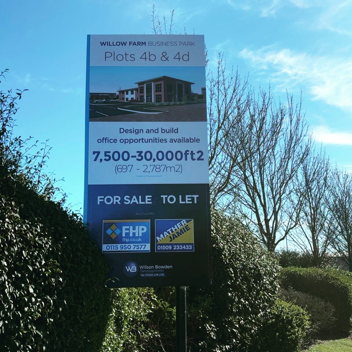Its so sunny!!! 🌞
New site signage in place for Wilson Bowden in Castle Donington.
