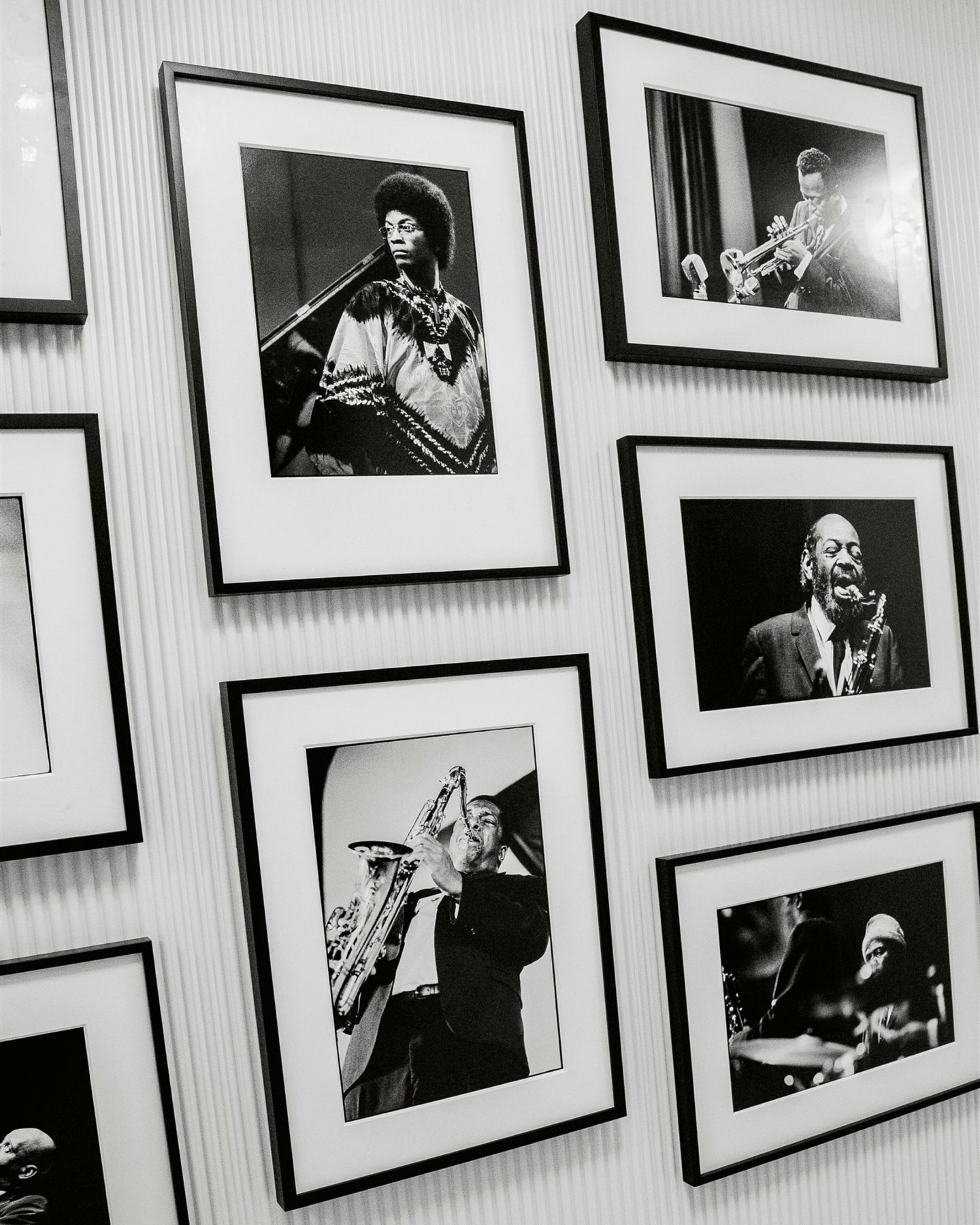 Golden hour cocktails 🥂
Photography & Cinematography: @sollisstudio