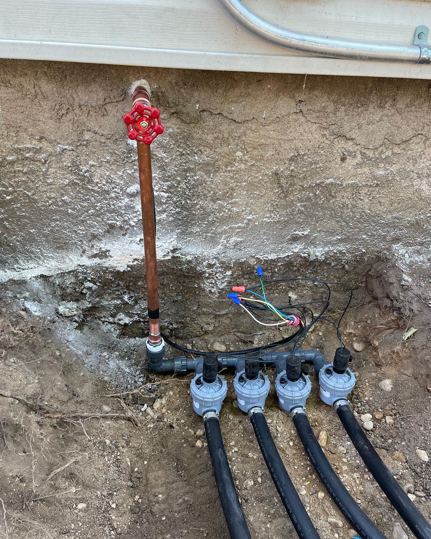 New 4 zone installation with a WiFi controller, & DCVA Backflow preventer. Front Lawn, 2 Back Lawn zones, and left side of house lawn
#ample #irrigation #lawn #sprinklers #sprinkler #lawnsprinklers #installation #summer #newyork #longisland