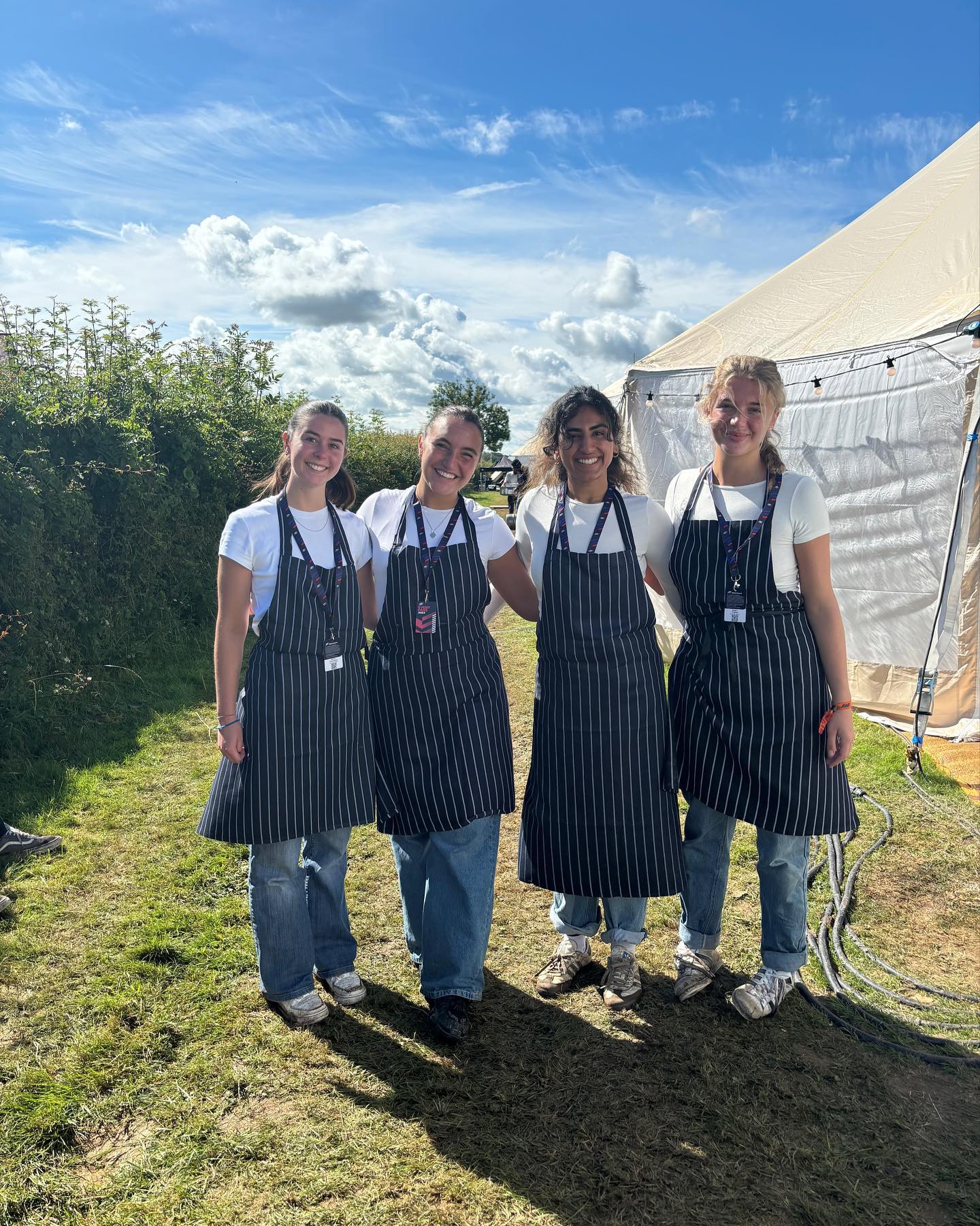 What a weekend for British racing and what a weekend for the fantastic Xenia team who definitely did not let the rain dampen their spirits at Silverstone! ๐๏ธ๐
Feeling jealous? Apply to join the Xenia team via our website today and you could be working at some of the amazing events we've got lined up for the rest of the Summer โจ
#hospitalitystaffing #barstaff #waitingstaff #silverstone #britishgrandprix #hospitalitystaff #london #leeds #manchester #liverpool #newcastle