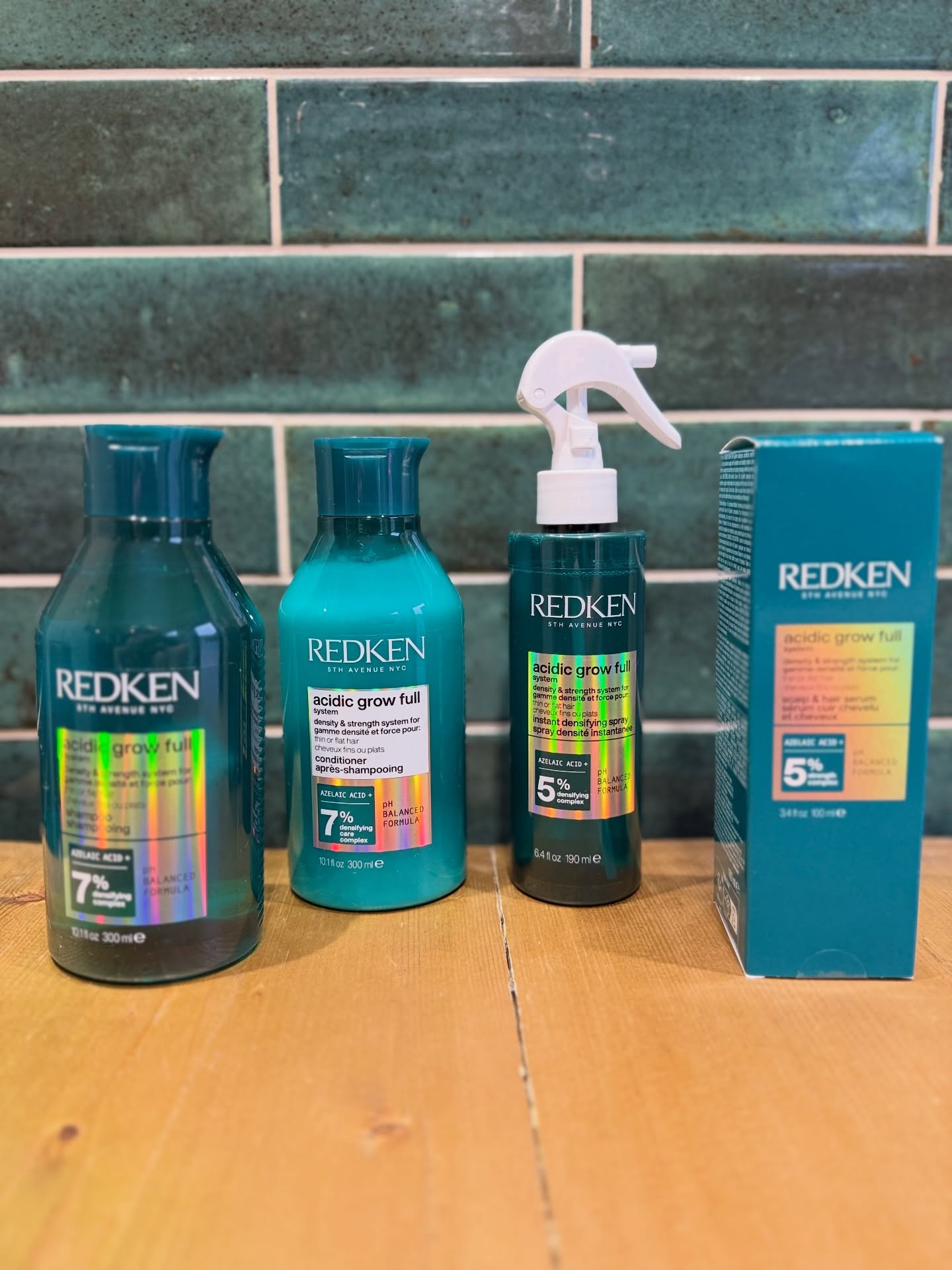 Redkenโs Acidic Grow Full System ๐
Formulated for Thin hair to create instantly thicker, fuller looking hair.
The full system now available at Kado Hair to buy or use in the salon ask our team for any more information on the full range.
#kadohair #redken #acidicgrowfull #sheffieldhairstylist #hairsystem