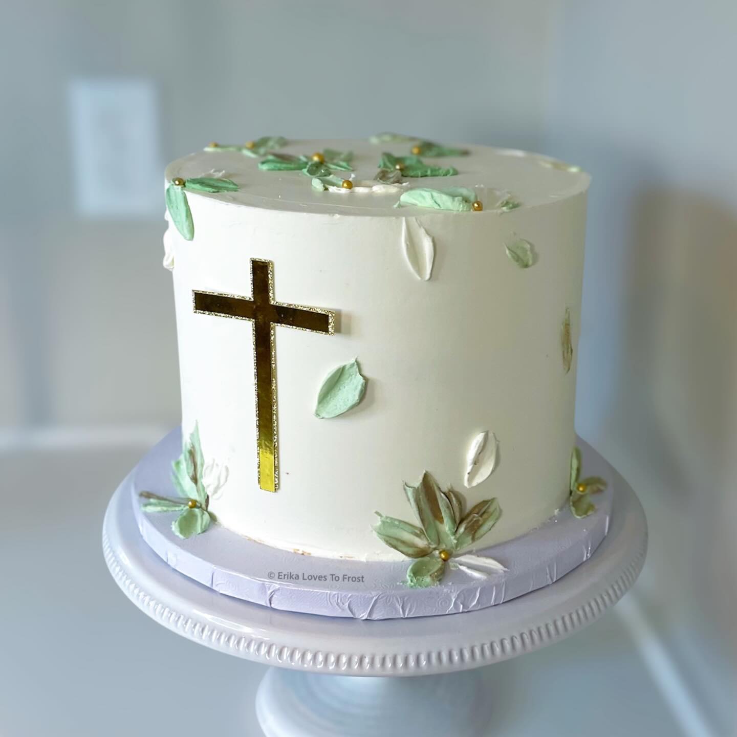 Baptism Cake ✝️ Sunday blessings ✨ #erikalovestofrost #baptismcake #communioncake #murrieta #religiouscake