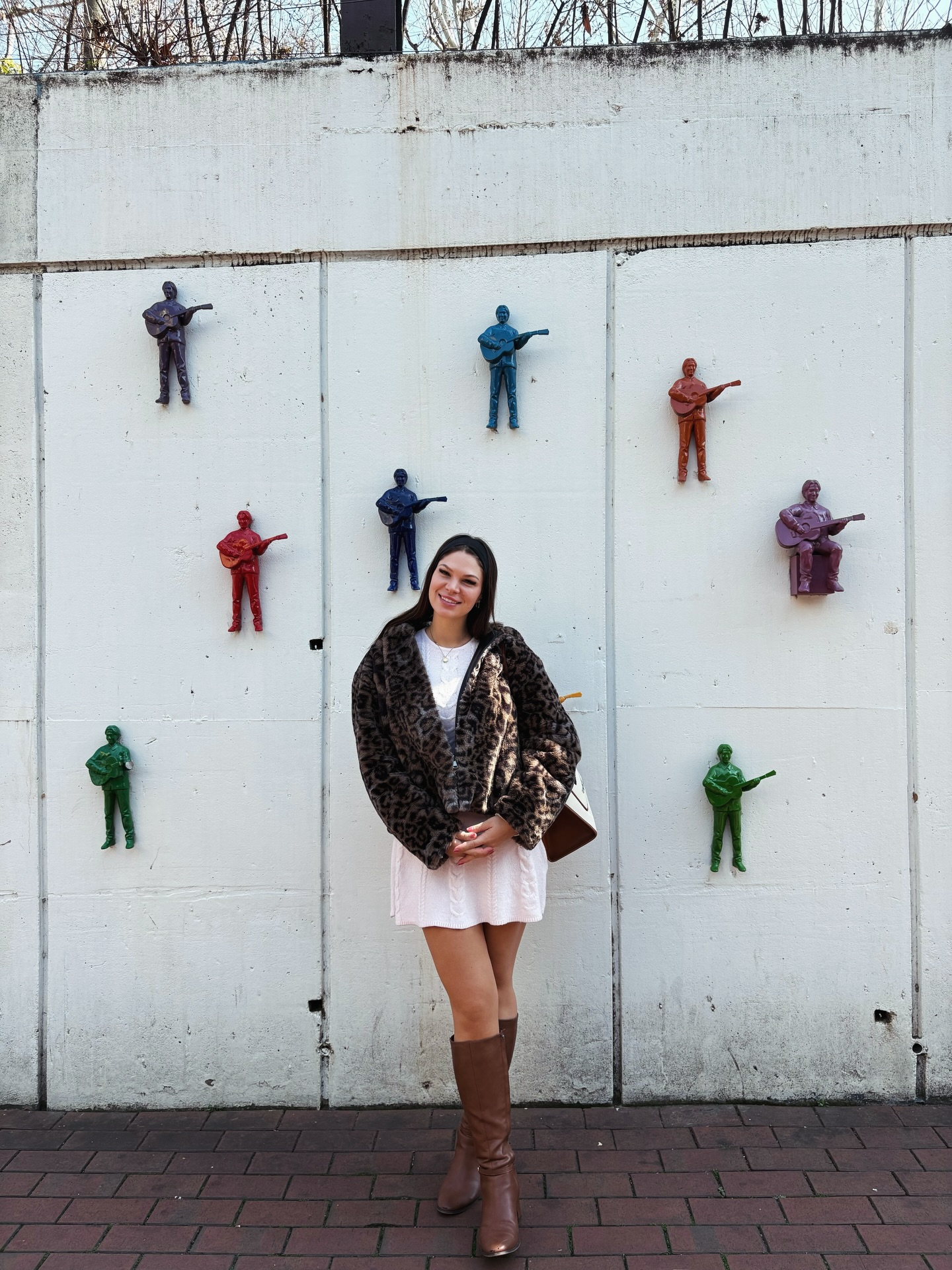 We’ve got to stop waiting on people to see the world 🌎🇰🇷📍
#travel #explore #southkorea #lifestyle