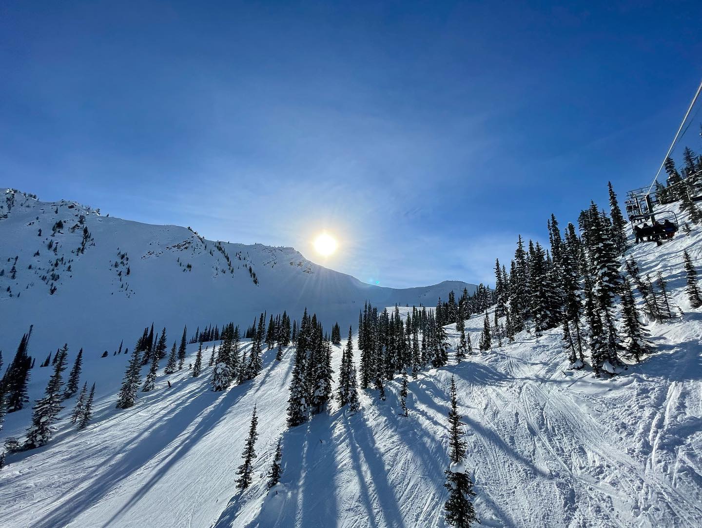 Day 1 in the books at Kicking Horse Resort. Lots of tired bodies. #yetioutdoorprogram #yetination