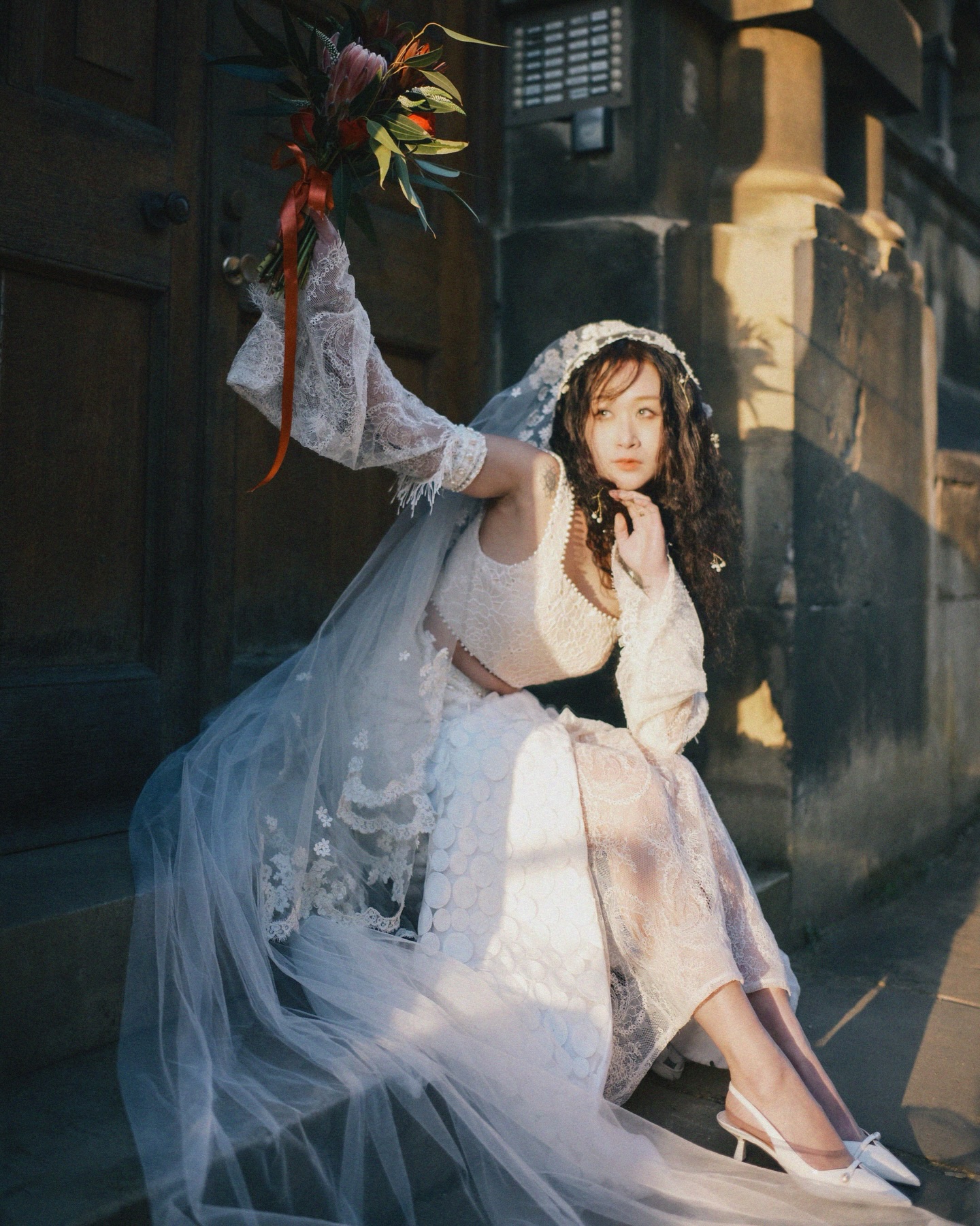 // Girl Talk //
有日朋友問我:「其實你係咪真的好鍾意自己的工作?」
我用百分百肯定語氣:「勁鍾意!最鍾意係感受到會閃閃發亮嘅自己。」
個種閃閃發亮嘅感覺係心入面一粒小火花,不斷燃燒不斷感受到自己能令自己感動嘅感覺。 例如打破傳統工廠式印刷嘅設計,喜歡就係設計上百搭到大家意想不到嘅SPARK!
WEDDING VIBE 有! VINTAGE VIBE 有! FASHION VIBE 有! SILENTSIREN VIBE有!
就係無傳統式的複製感覺,Bye🚬
"Do you really love what you do?"
Honestly? 100%. I just love the version of myself that shines when I’m creating.
It’s that little inner flame that keeps me going. I love ditching the "standard" way of doing things to find those unexpected combinations that just work.
From Wedding and Vintage to Fashion and SilentSiren... I’m here for all the vibes! Just definitely not here for the "traditional" replicas. See ya!
—
PHOTO | @leflefphoto
GOWN & STYLING | @bysilentsiren
MUA | @janicepangmakeupuk
—
《𝐒𝐢𝐥𝐞𝐧𝐭𝐒𝐢𝐫𝐞𝐧. & 𝐋𝐞𝐟𝐥𝐞𝐟 | 𝐒𝐡𝐨𝐨𝐭𝐢𝐧𝐠 𝐏𝐚𝐜𝐤𝐚𝐠𝐞 》ɪꜱ ᴀᴠᴀɪʟᴀʙʟᴇ ɴᴏᴡ.
🇬🇧𝐔𝐊 | ᴀʟʟ ʏᴇᴀʀ
🇭🇰𝐇𝐊 | OCT 2026 - JAN 2027
🇫🇷È𝐳𝐞/𝐍𝐢𝐜𝐞 / 𝐌𝐞𝐧𝐭𝐨𝐧 | 20-26 July 2026
ꜰᴏʀ ꜱʜᴏᴏᴛɪɴɢ ɪɴ ᴏᴛʜᴇʀ ᴇᴜʀᴏᴘᴇᴀɴ ᴄᴏᴜɴᴛʀɪᴇꜱ, ᴘʟᴇᴀꜱᴇ ꜰᴇᴇʟ ꜰʀᴇᴇ ᴛᴏ ᴇɴQᴜɪʀᴇ ᴜꜱ ᴏɴ ᴛʜᴇ ᴀᴠᴀɪʟᴀʙɪʟɪᴛʏ
—
HONG KONG LOCAL WEDDING DRESSS DESIGNER | 𝐇𝐀𝐍𝐃𝐌𝐀𝐃𝐄 𝐆𝐎𝐖𝐍 & 𝐀𝐂𝐂 |ᴍᴀᴅᴇ ɪɴ ʜᴏɴɢ ᴋᴏɴɢ
www.bysilentsiren.com
#leflefphoto_x_bysilentsiren #weddingday #bohobride #hkbridalshop #ukwedding