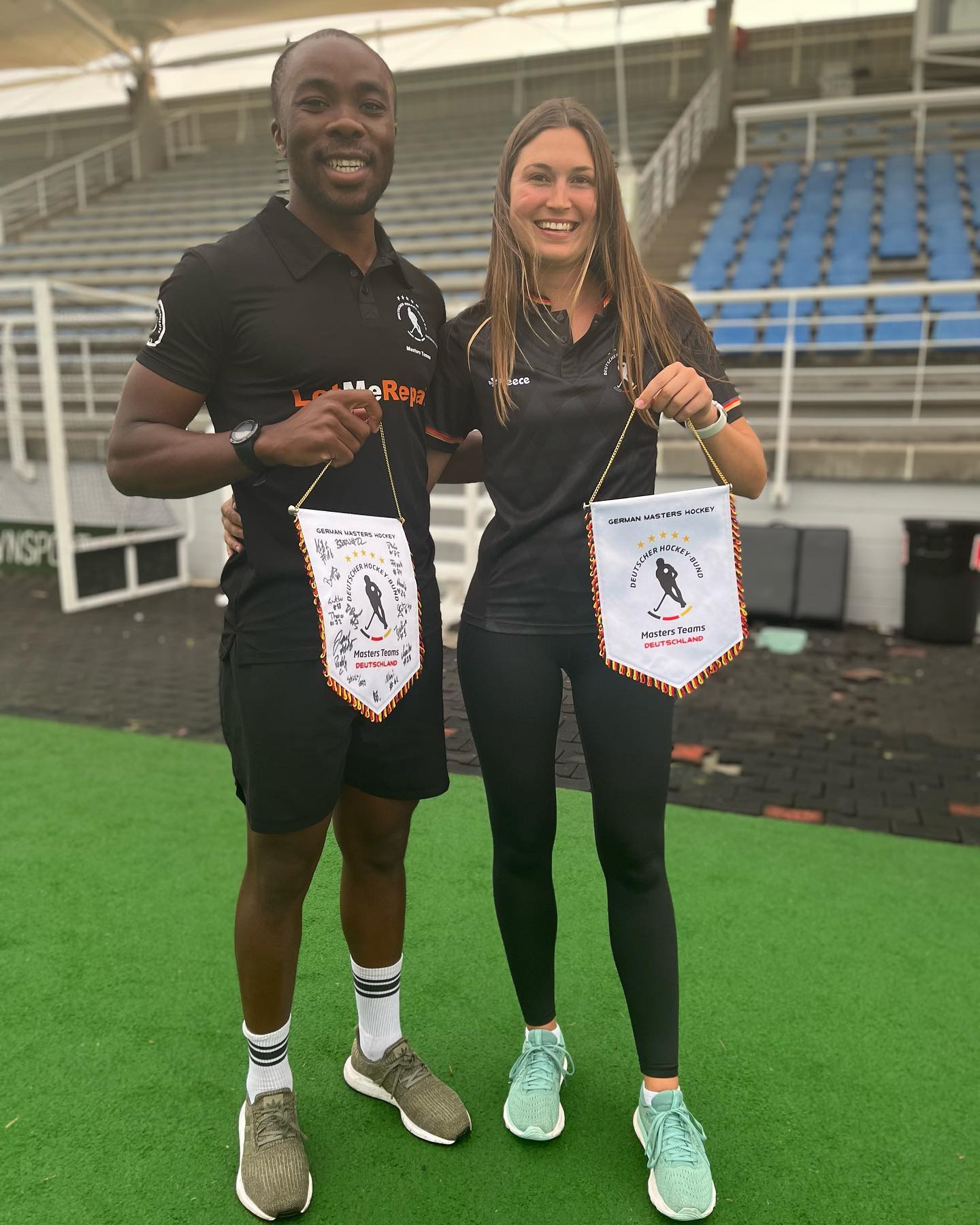 Congratulations to the German National Masters team on their silver medal at the Masters 45 Hockey World Cup.
@j.way7 @ken_the_physio looked after the team for the duration of the world cup 🏑 🌎
#sportsphysiotherapy #rehabilitation #hockeyworldcup #physiotherapy