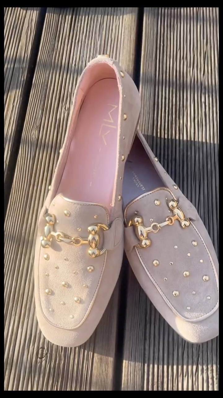 Dieser Mokkassin ist eine schöne Alternative zum Bootsschuh, ganz besonders schön ist dabei die Trensenspange. #geigerschuheundtextil #nachhaltig #schuhe #mode