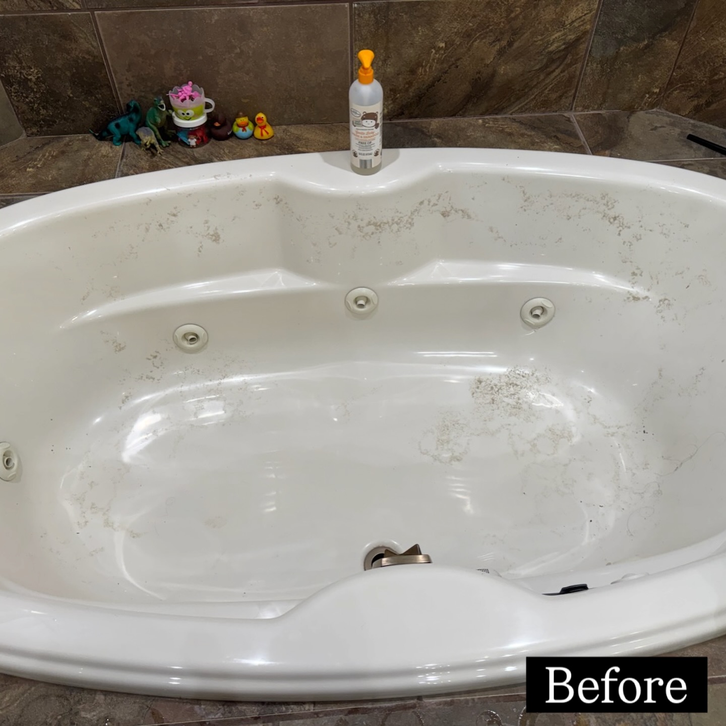 We take care of the cleaning so you don't have to 💕 Making your homes healthier and more enjoyable! 🛁 #householdcleaning #cleaningservices #bathroom #polandohio