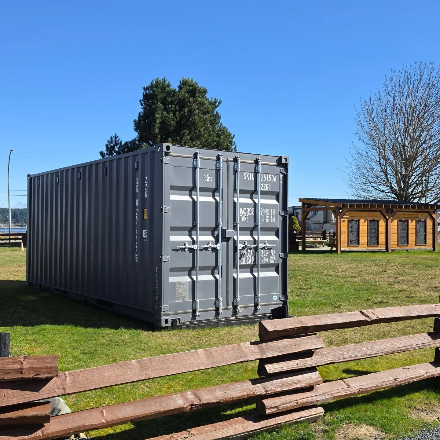 Delivered a beautiful one-trip 20ft container to our friends @thunderbirdrvparkresort 🧡
